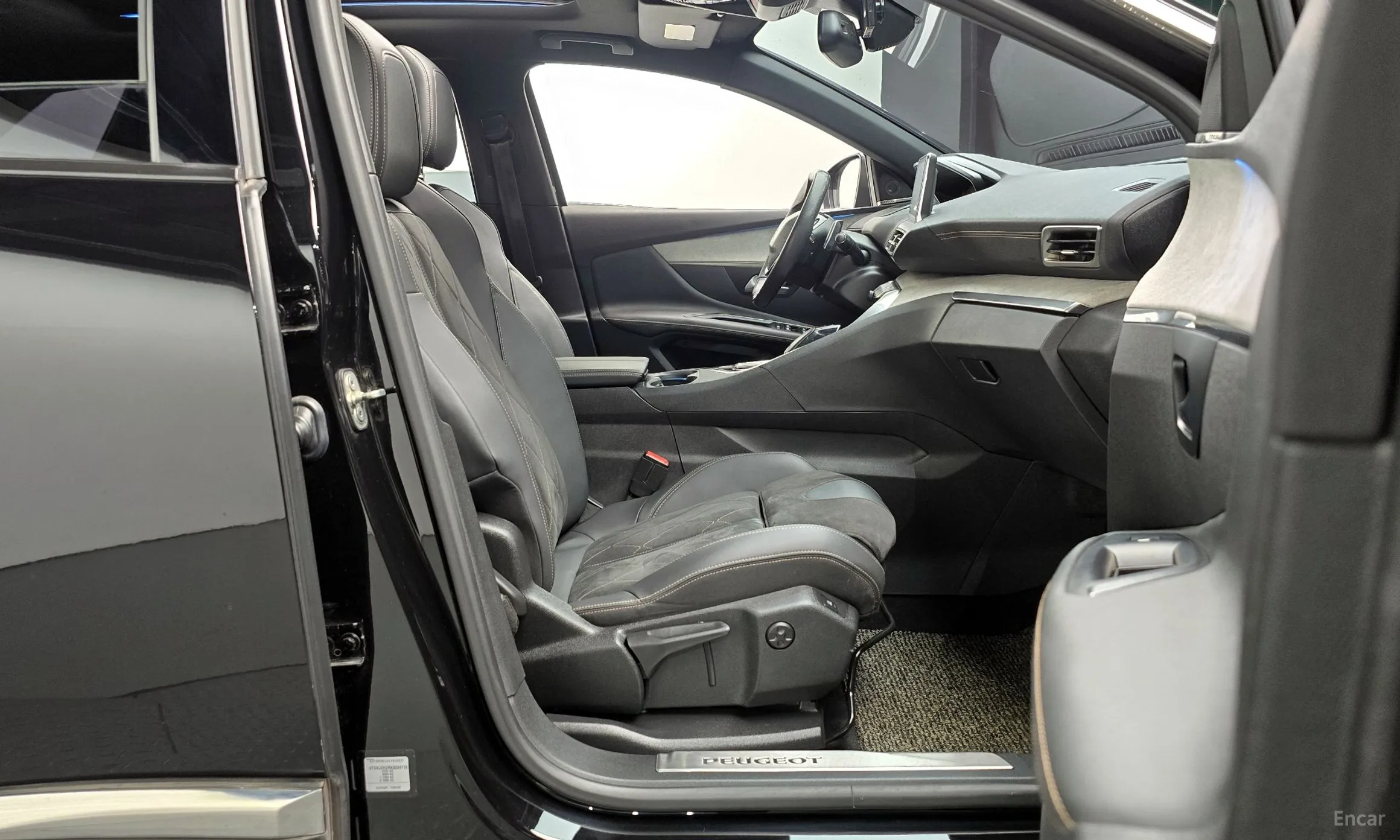 Peugeot 3008 2nd generation превью 10