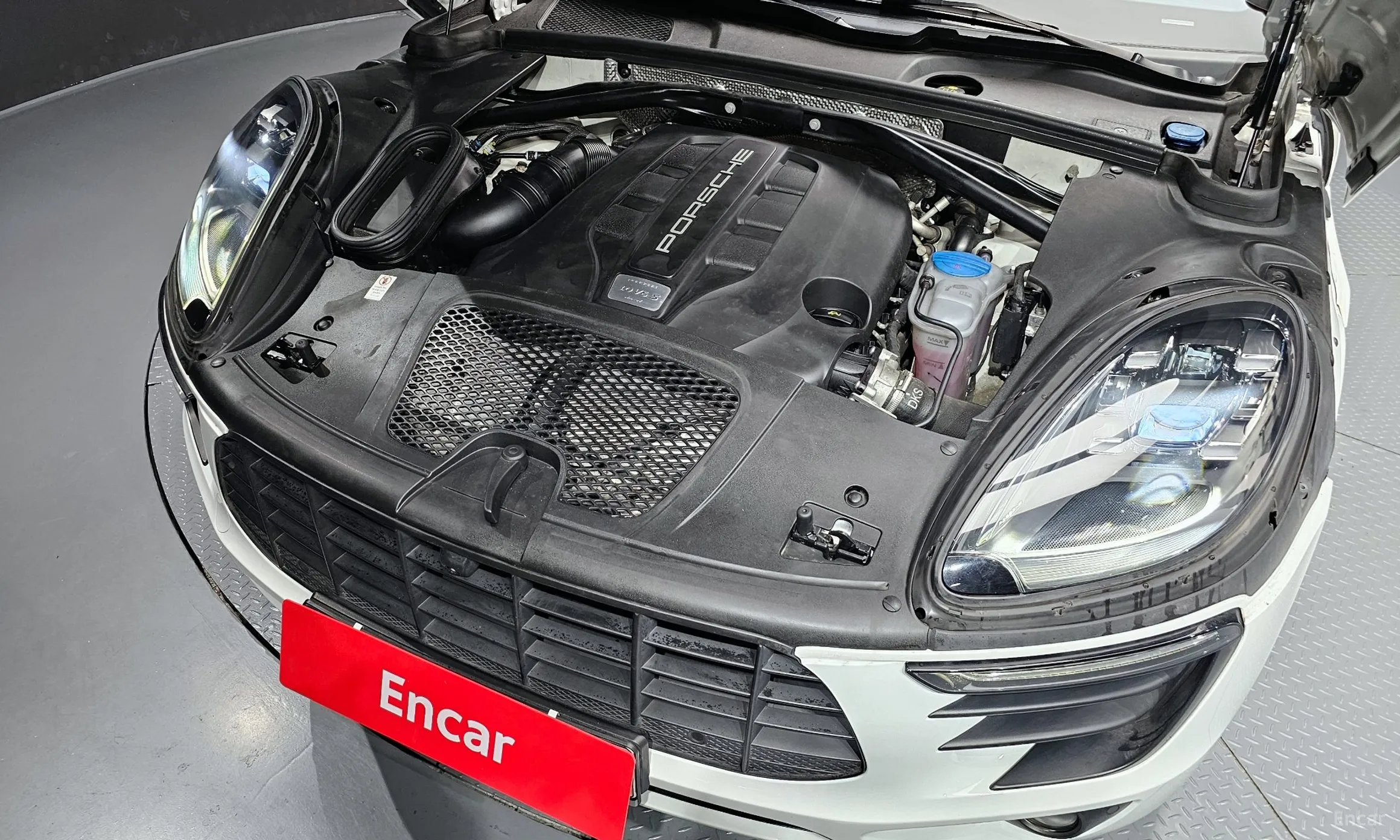 Porsche Macan превью 6