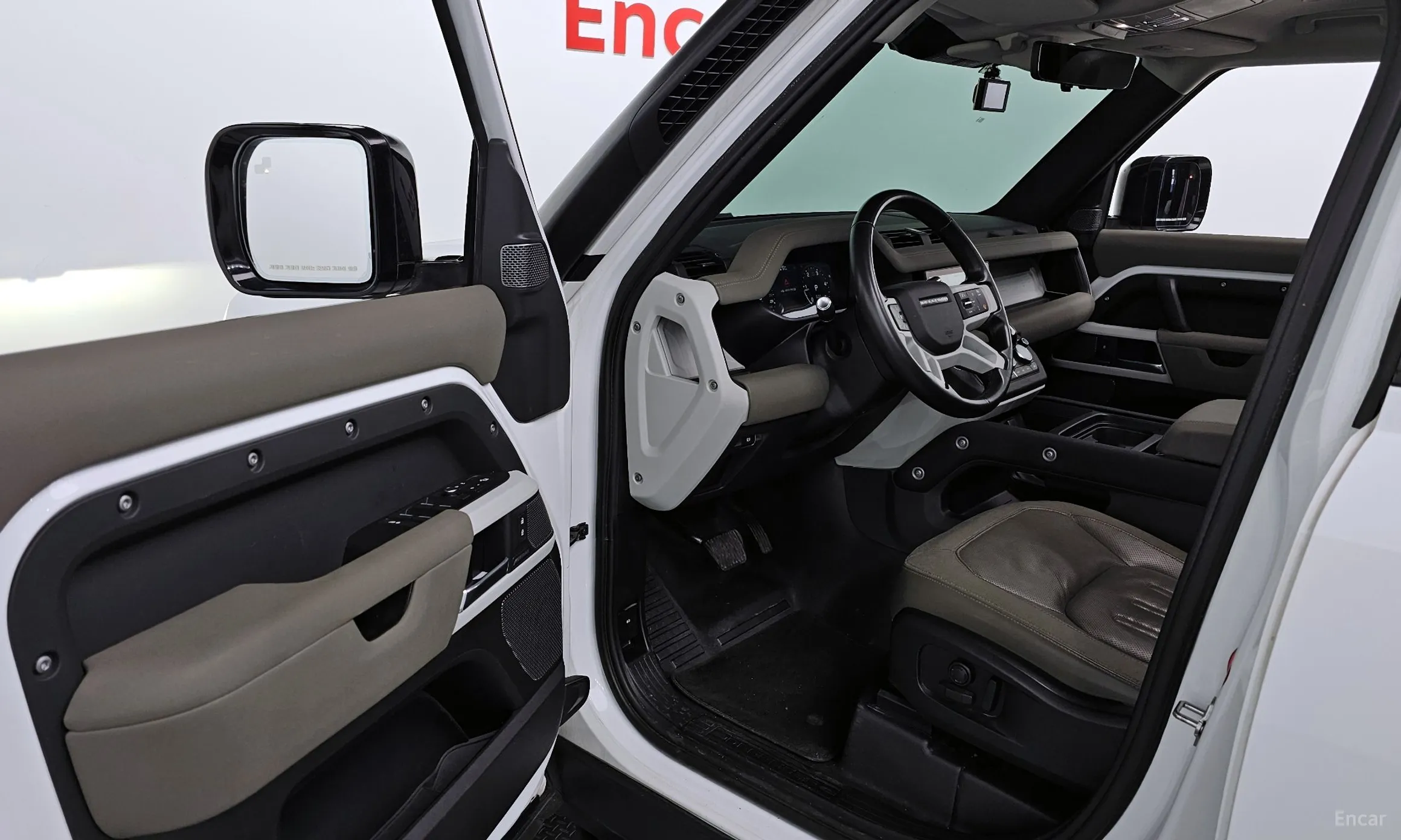 Land Rover Defender (L663) превью 11