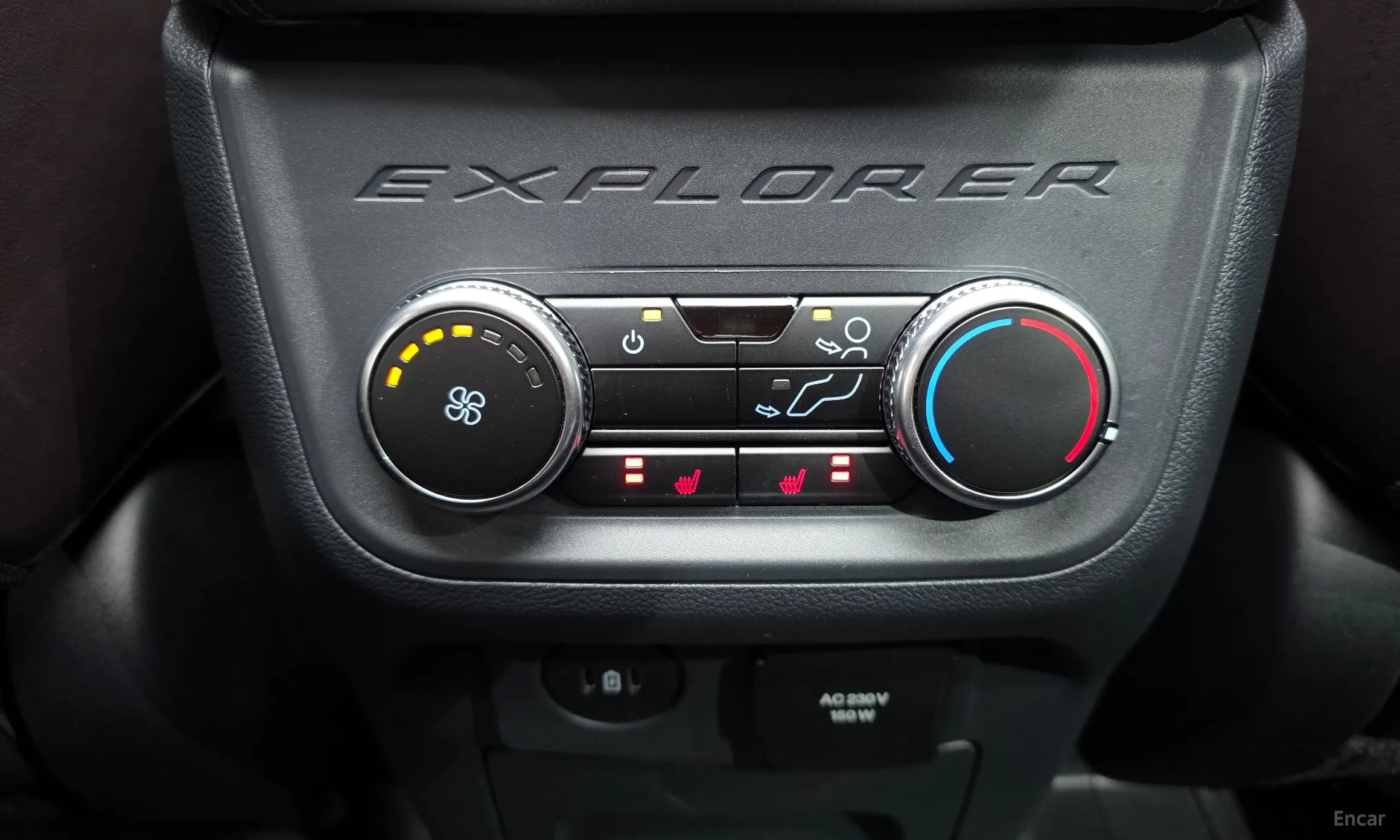 Ford Explorer 6th Generation превью 18