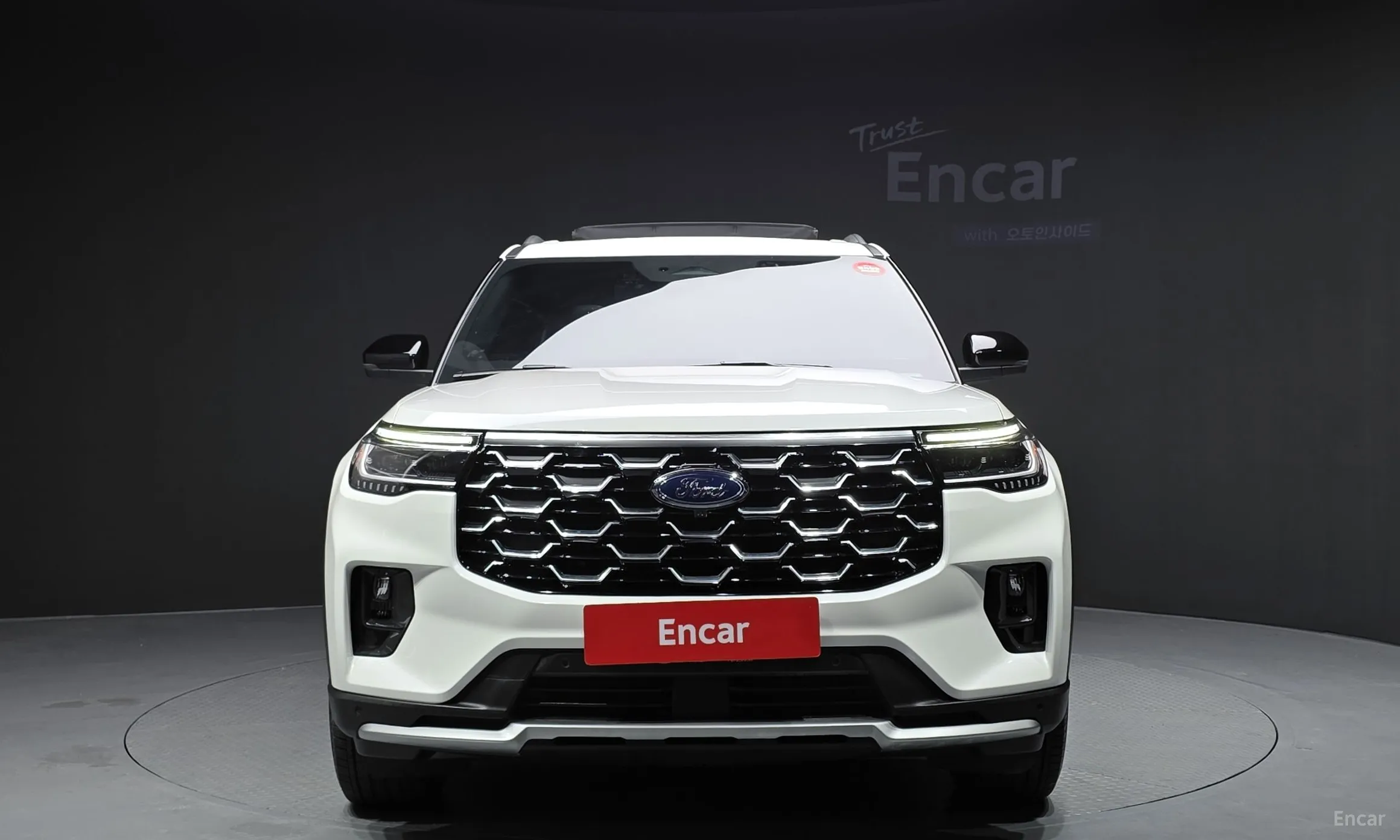 Ford Explorer 6th Generation превью 3