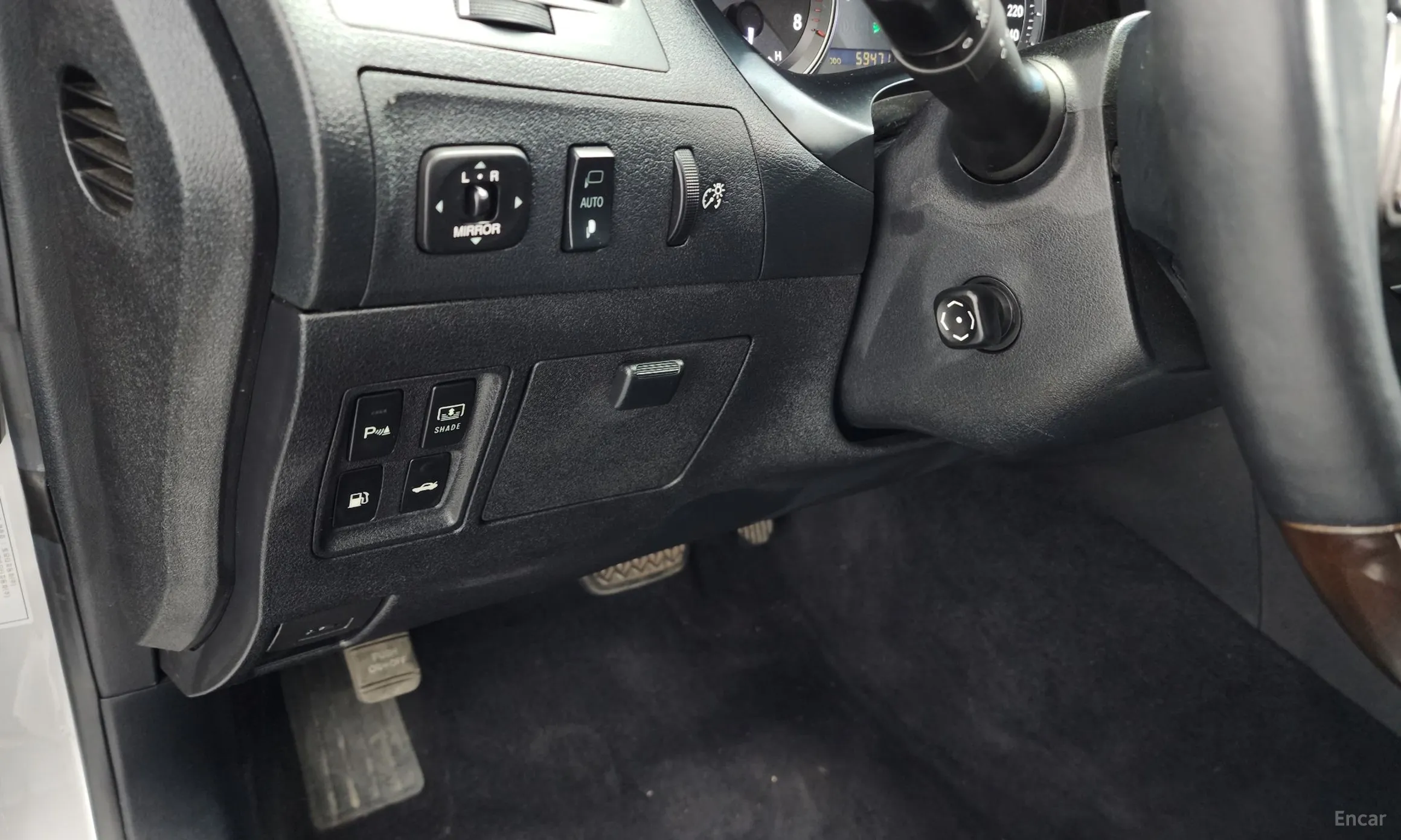 Lexus ES350 превью 14