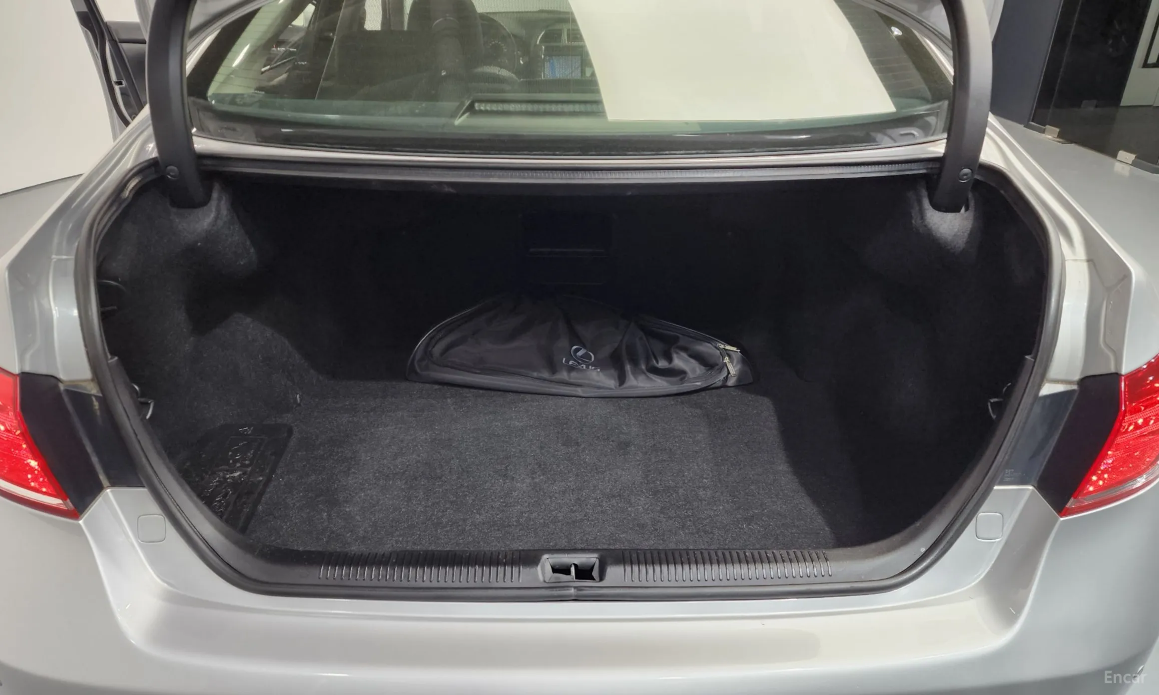 Lexus ES350 превью 20
