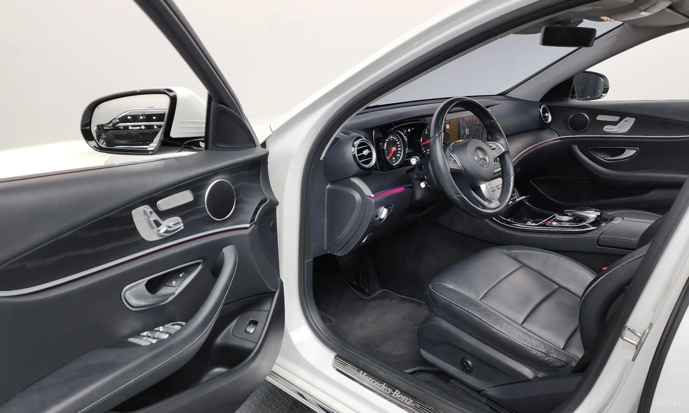 Mercedes Benz E-Class W213 превью 10