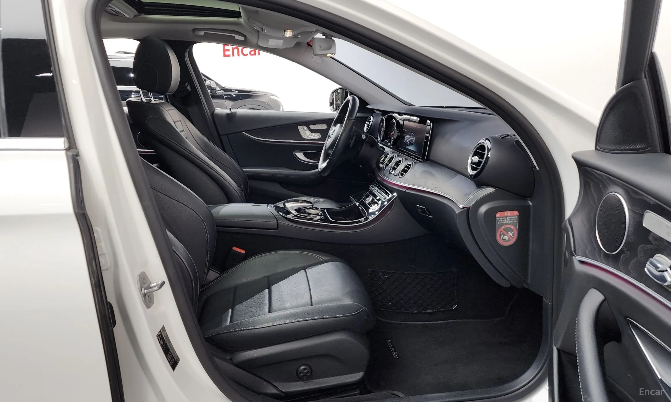 Mercedes Benz E-Class W213 превью 11