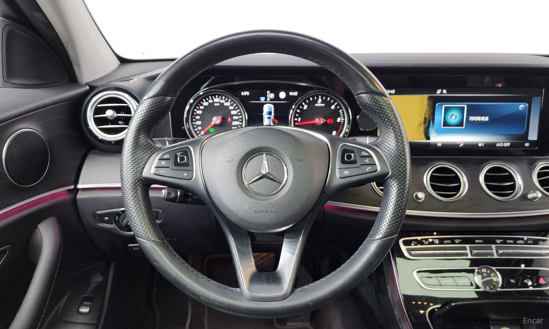 Mercedes Benz E-Class W213 превью 13