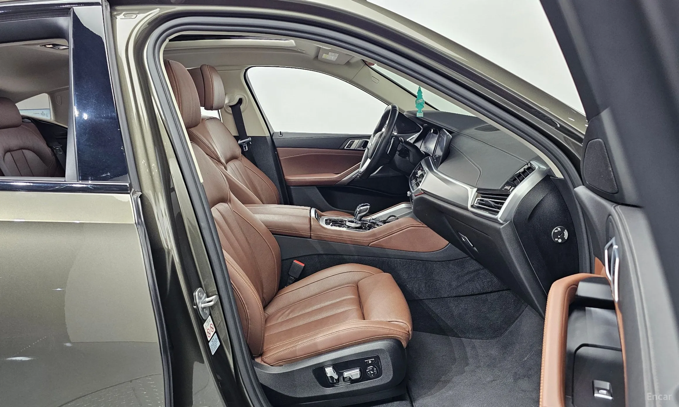 BMW X6 (G06) превью 10