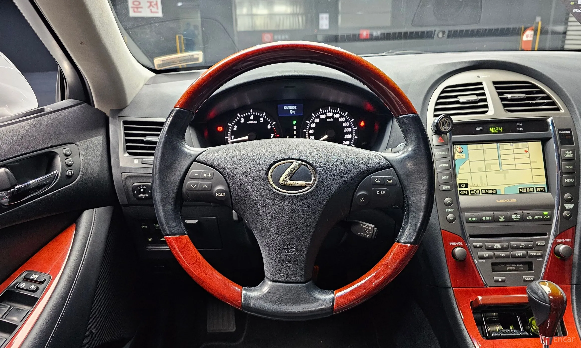 Lexus ES350 превью 13