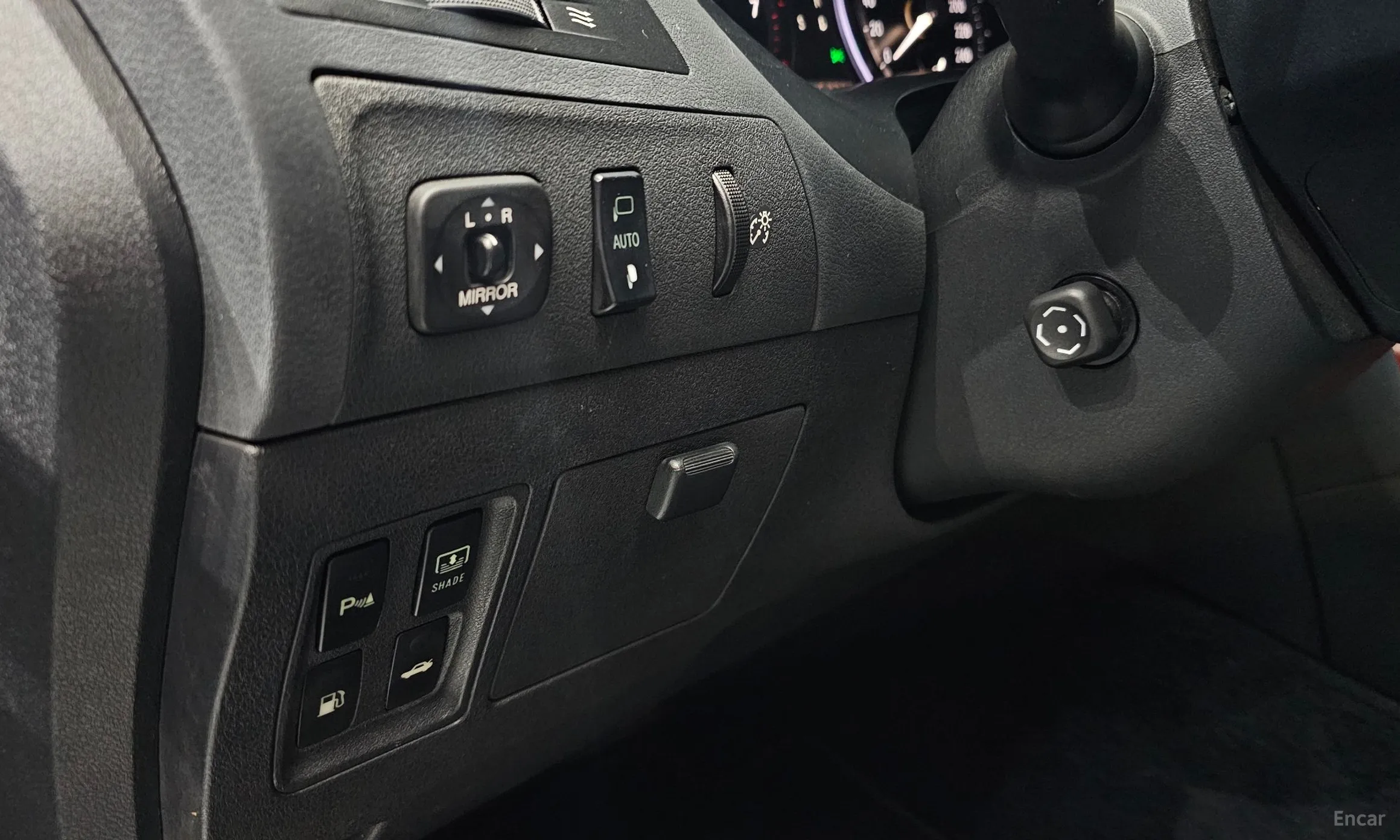 Lexus ES350 превью 16