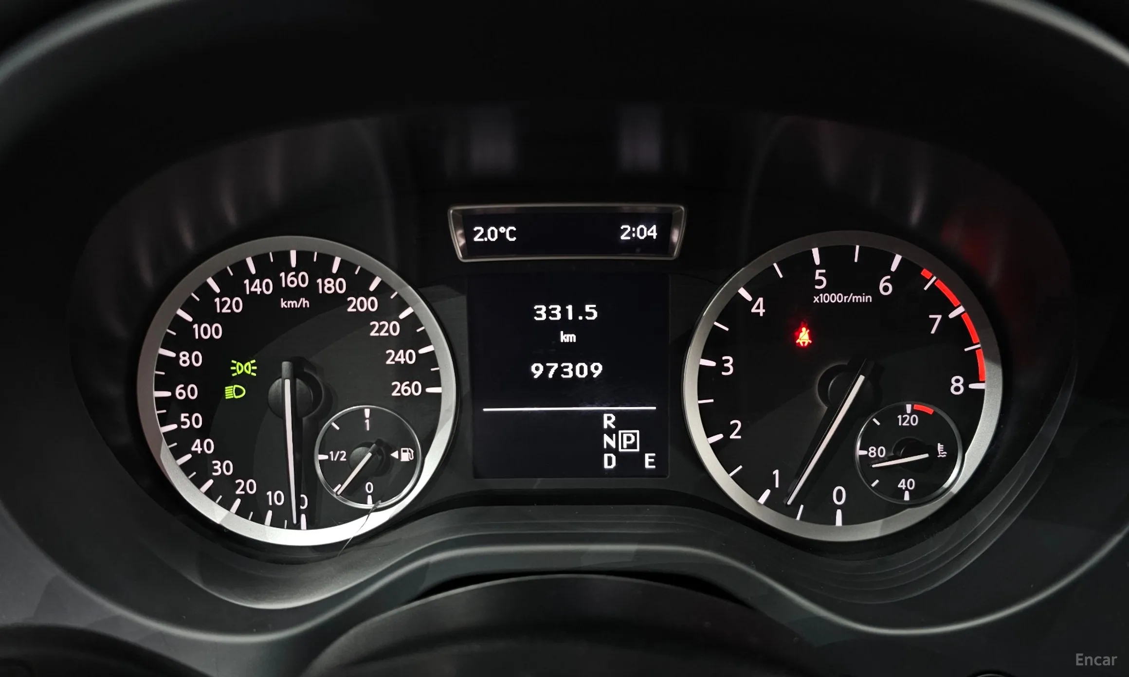 Infiniti Q30 превью 8