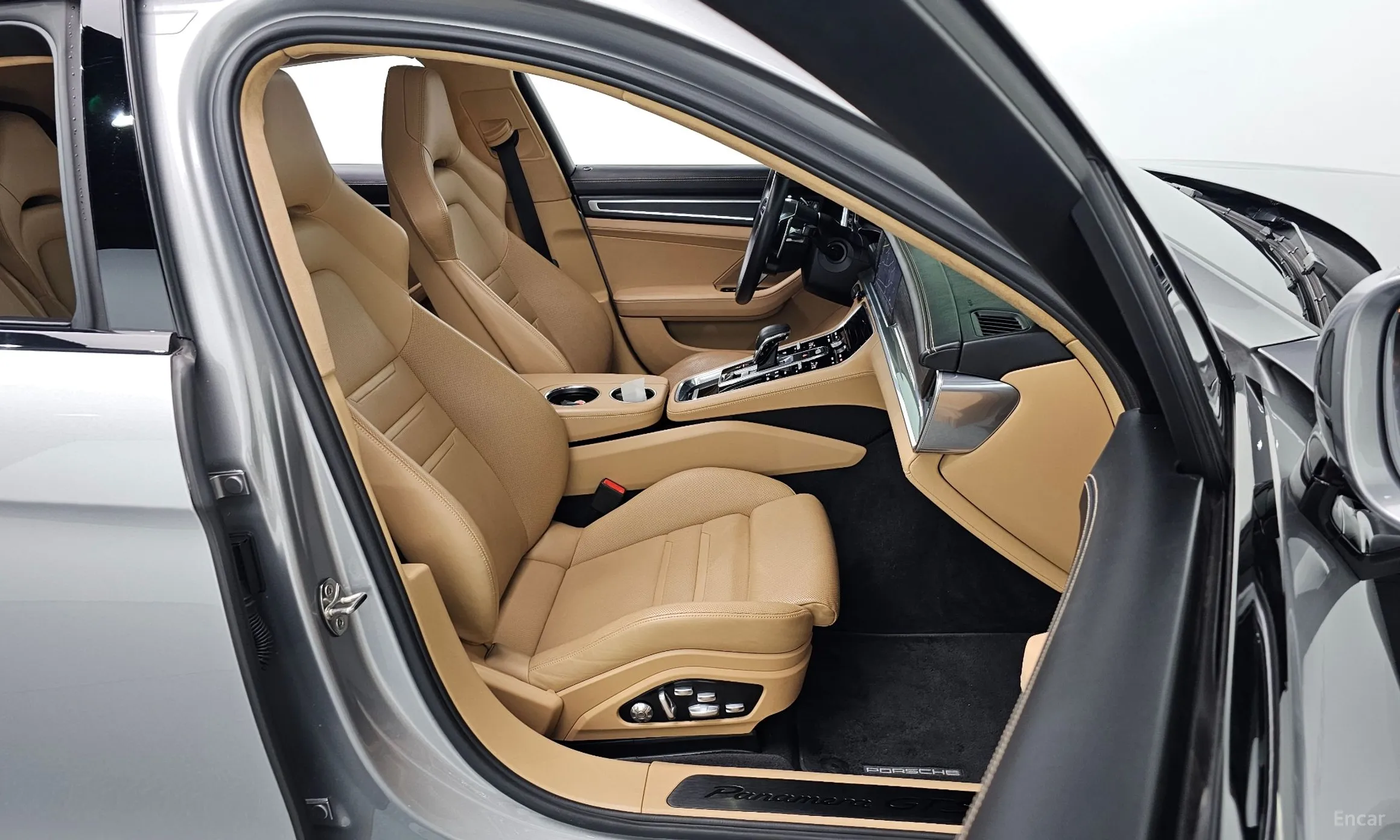 Porsche Panamera (971) превью 10