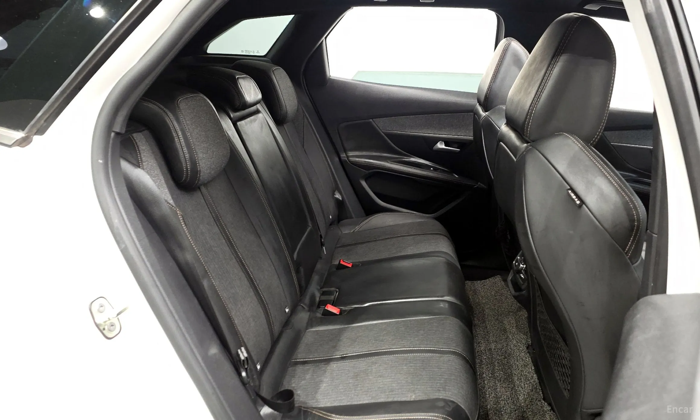 Peugeot 3008 2nd generation превью 12