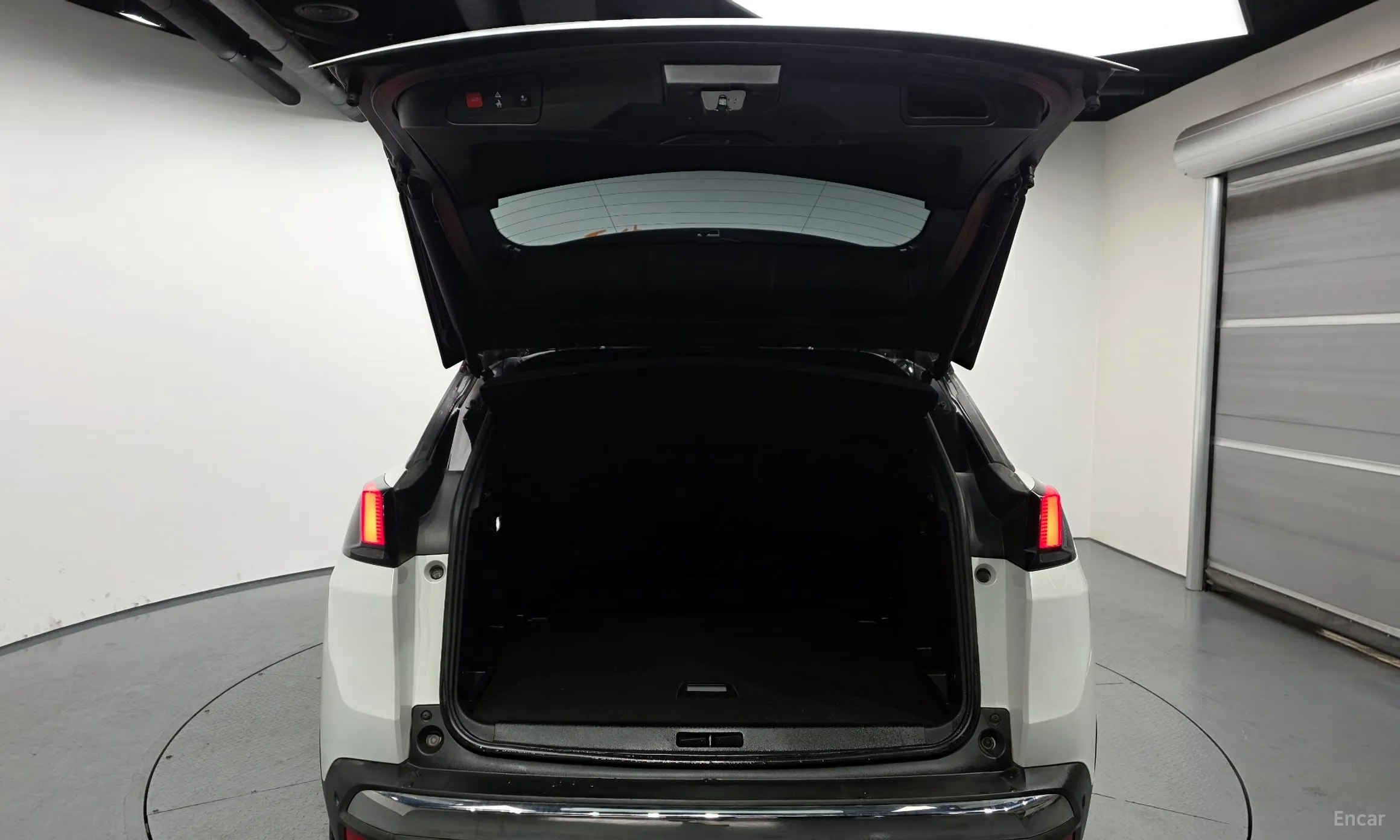 Peugeot 3008 2nd generation превью 20