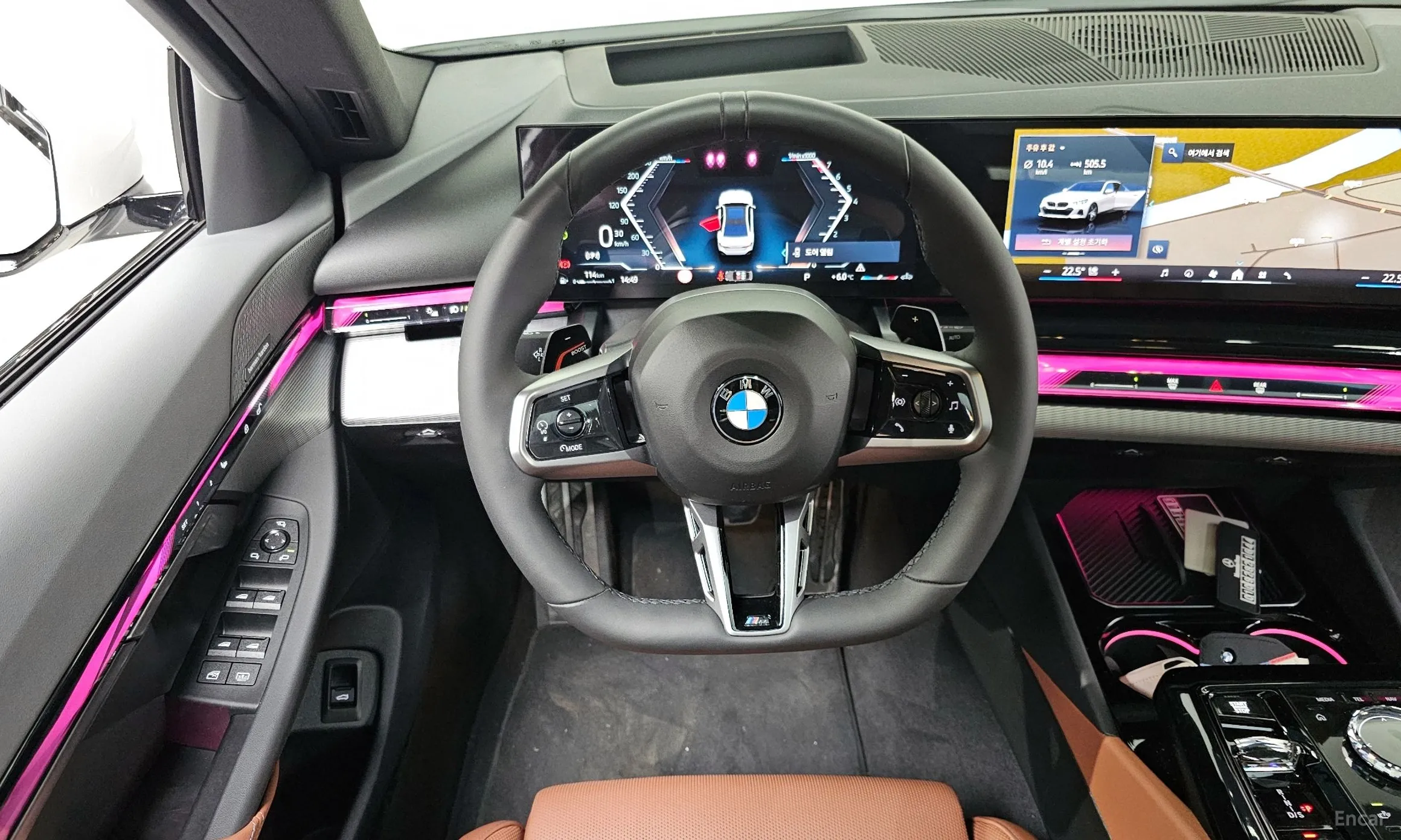 BMW 5 Series (G60) превью 13