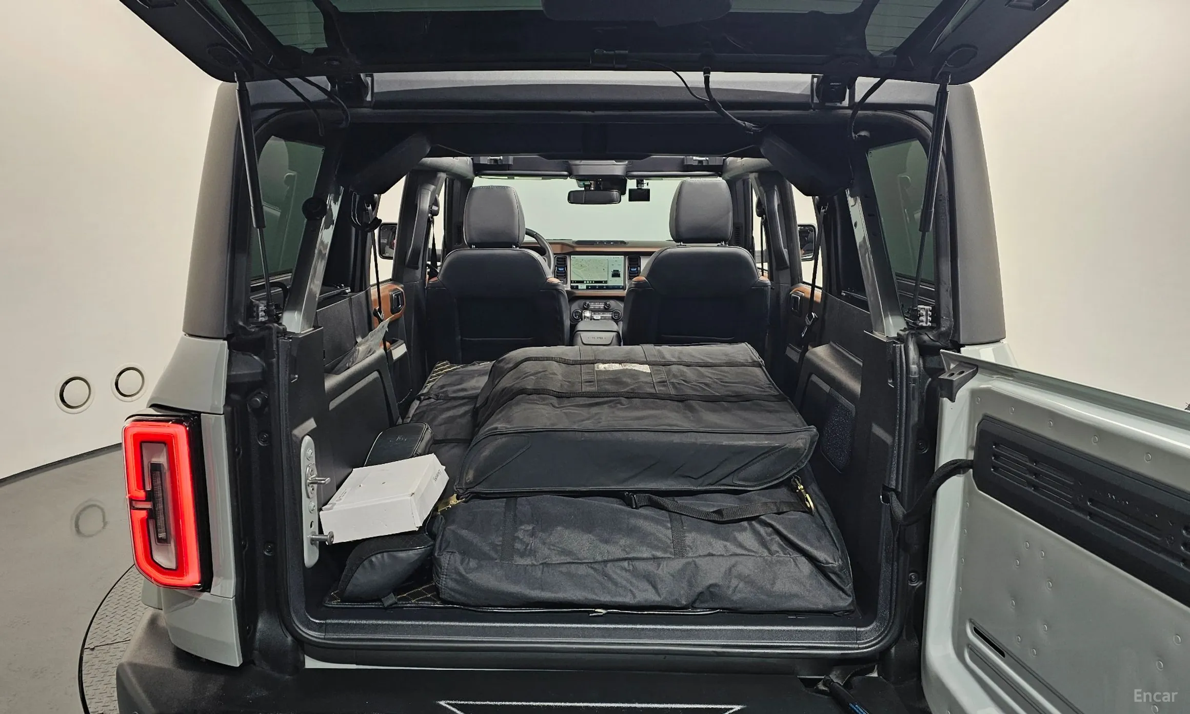 Ford Bronco 6th Generation превью 20