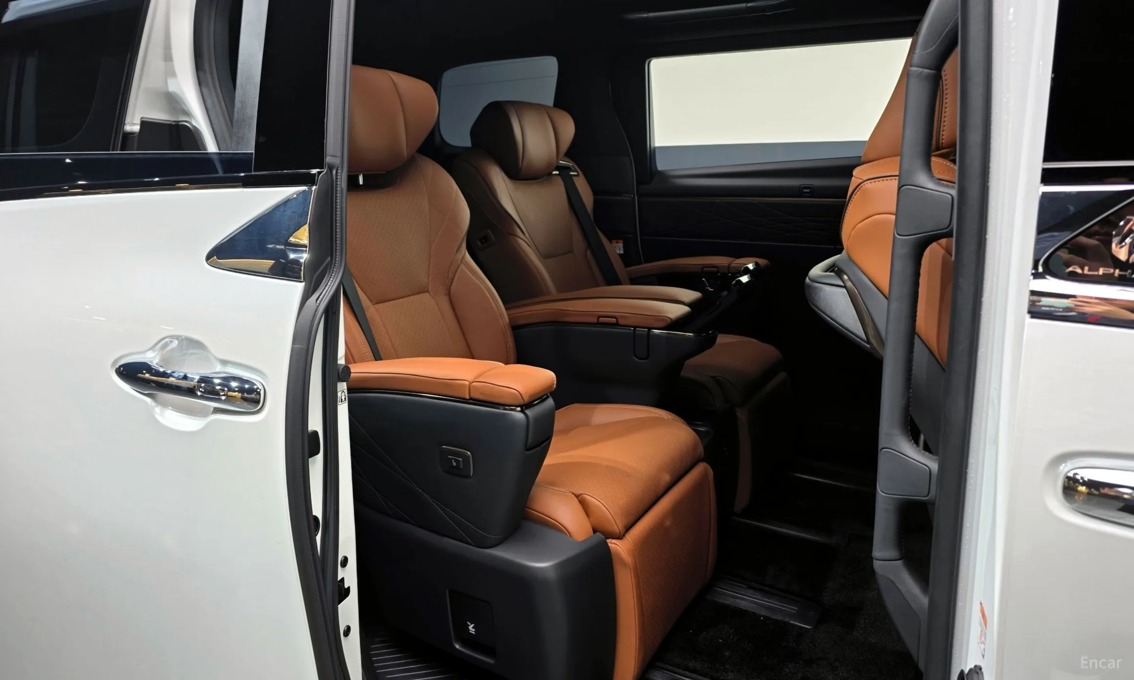 Toyota Alphard 4th Generation превью 12