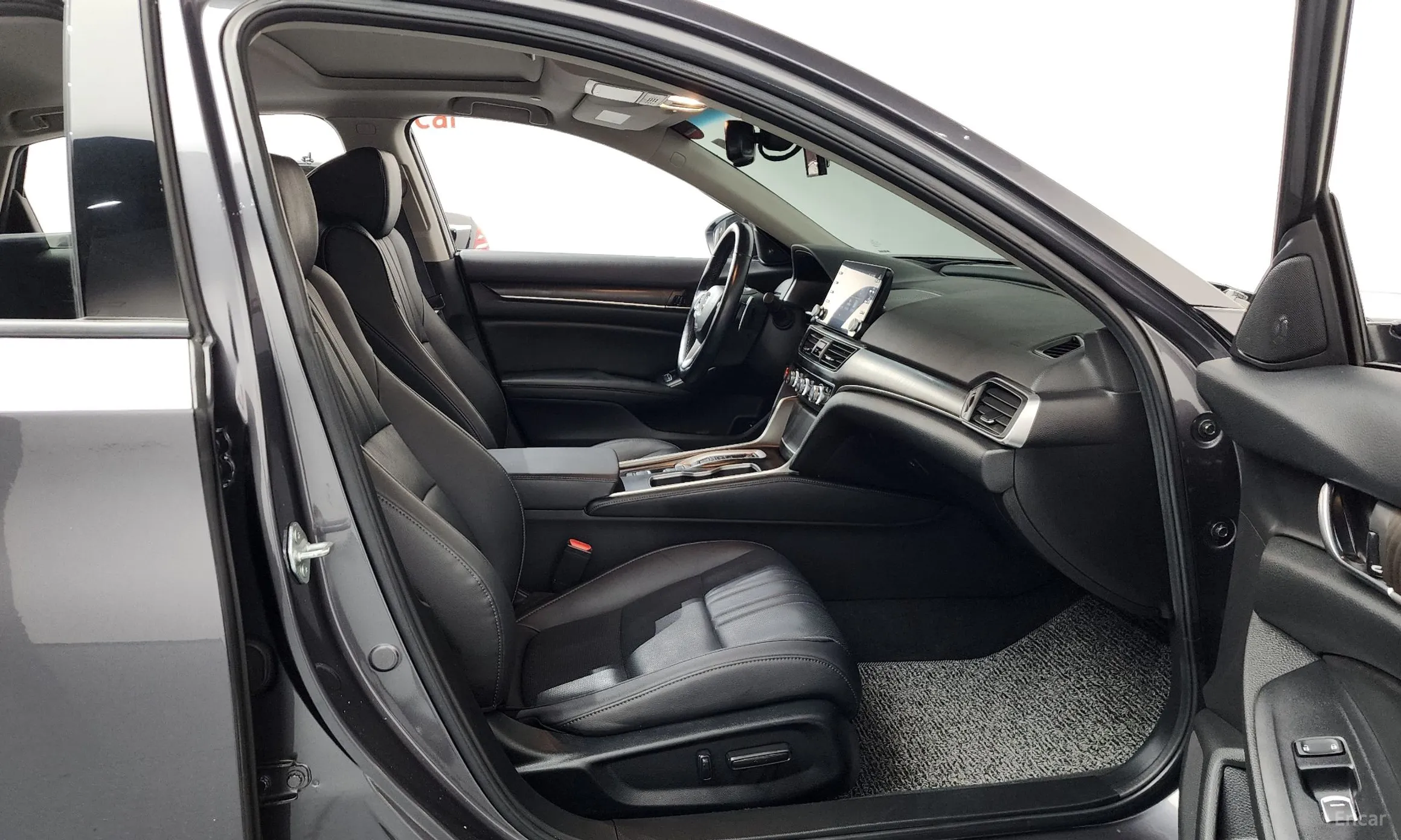 Honda Accord 10th Generation превью 11