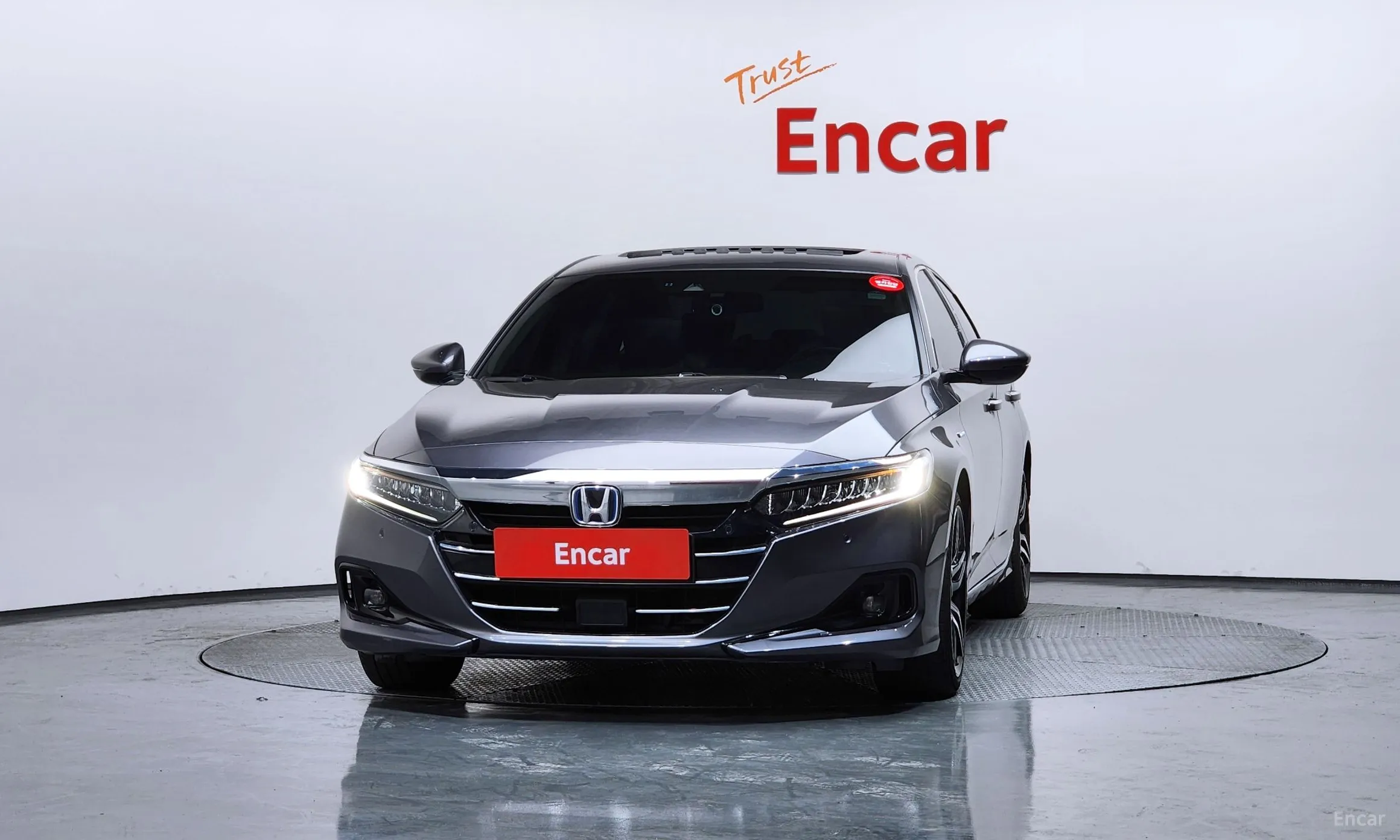 Honda Accord 10th Generation превью 3