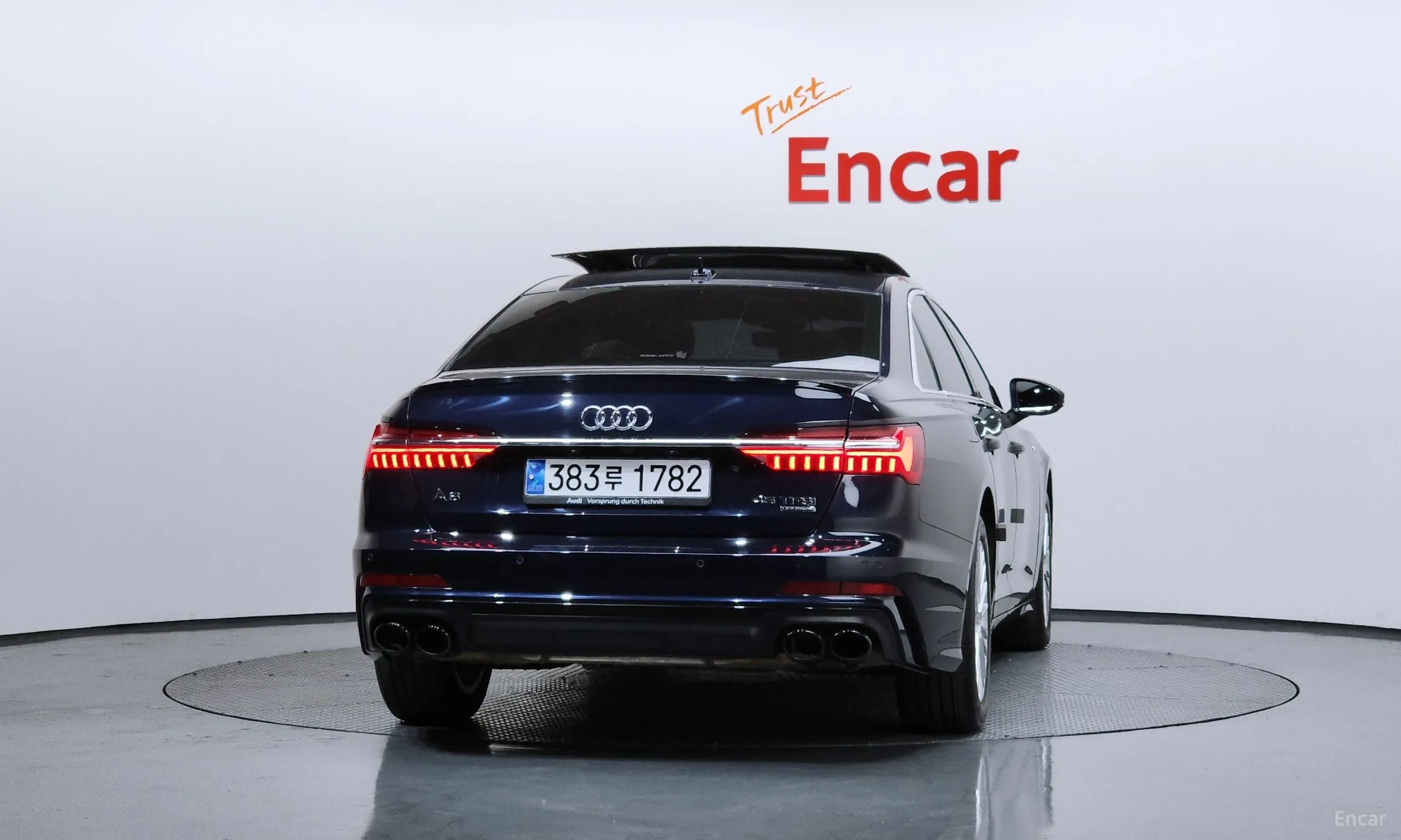 Audi A6 (C8) превью 4