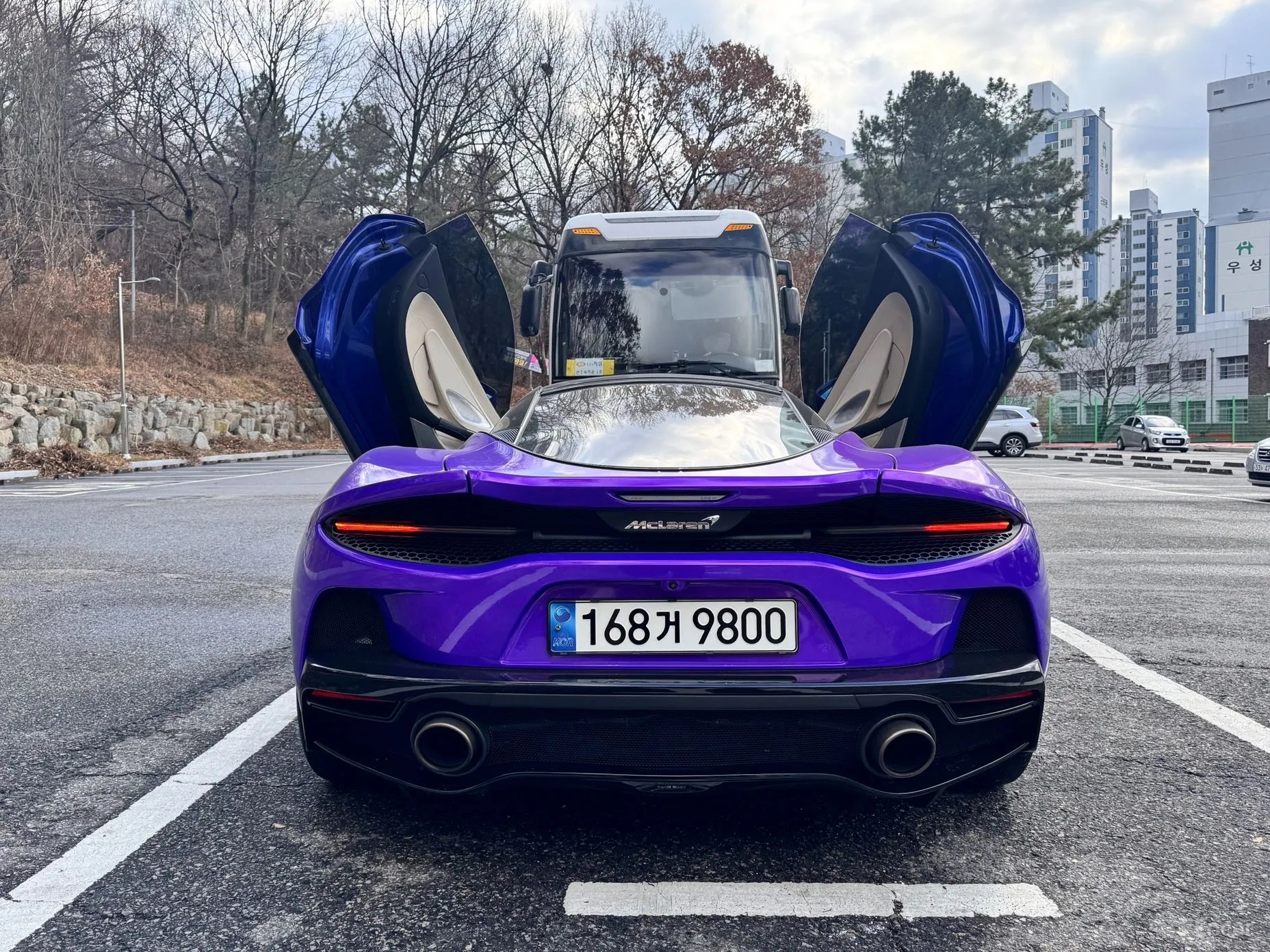 McLaren GT превью 3
