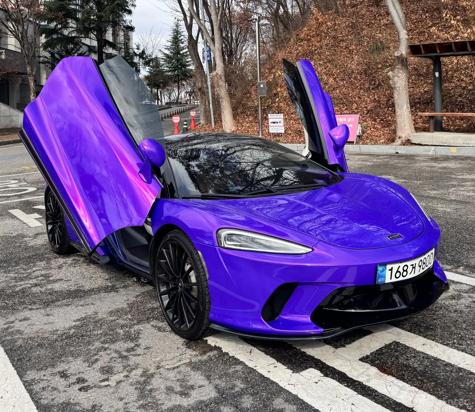 McLaren GT превью 5