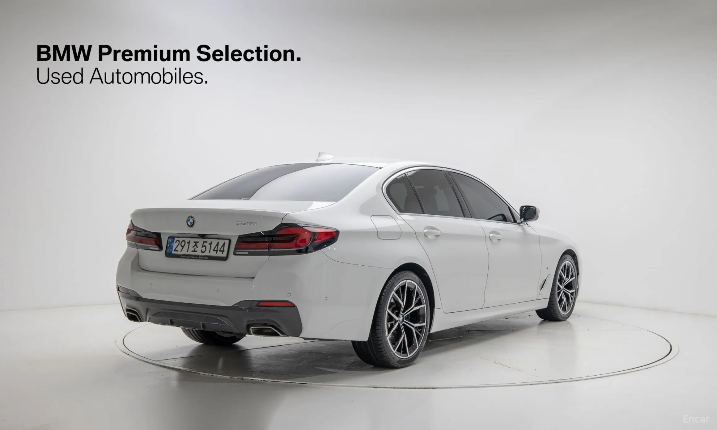 BMW 5 Series (G30) превью 2
