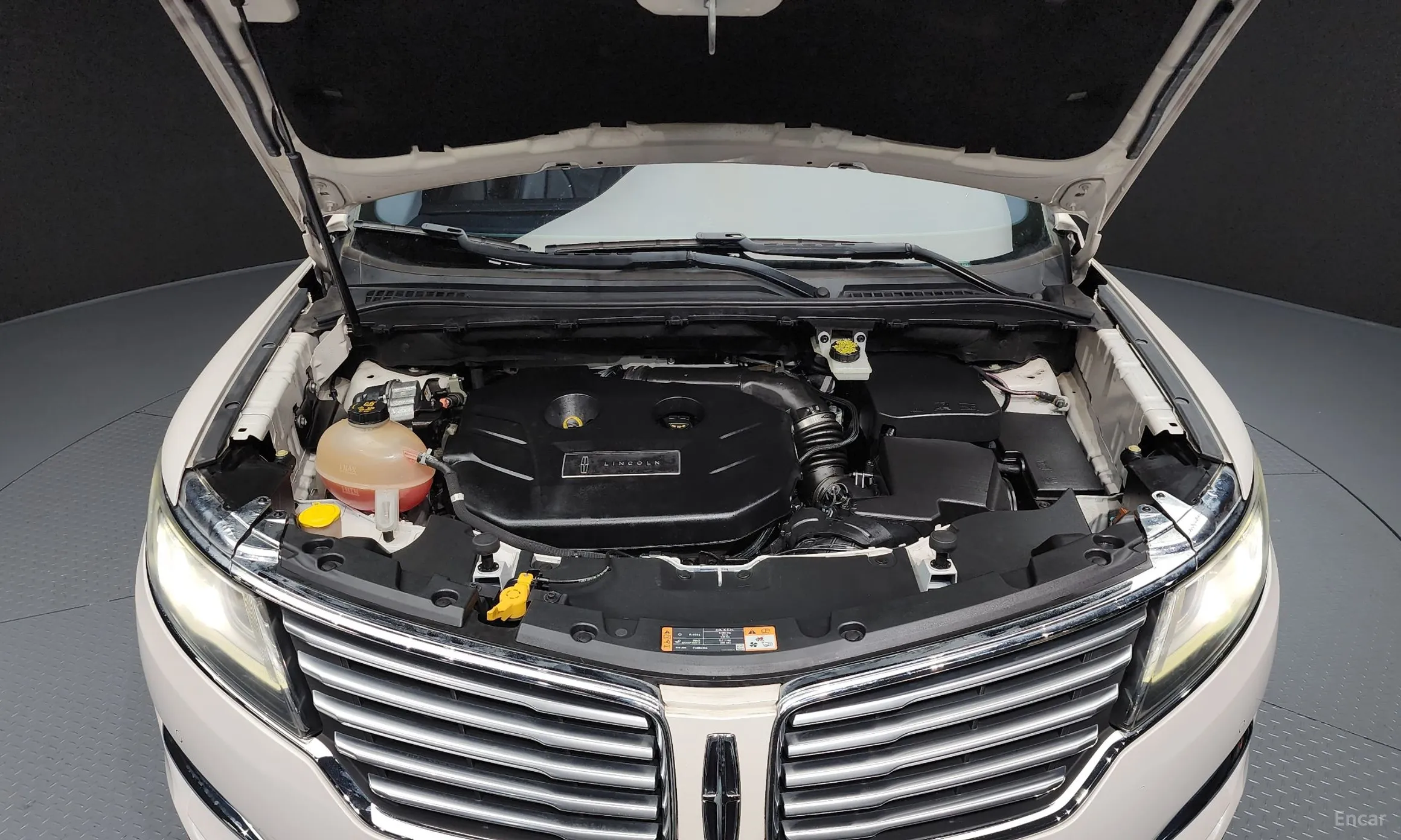Lincoln MKC превью 6