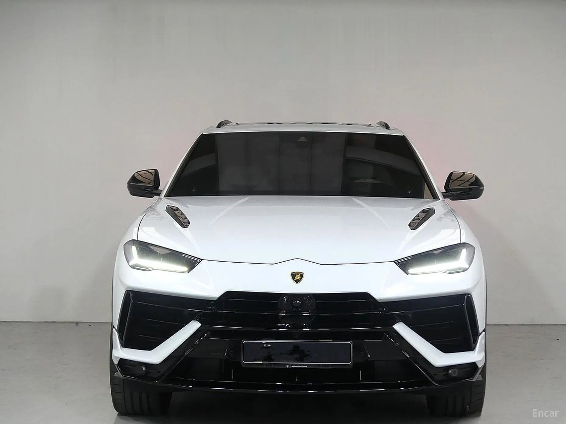 Lamborghini Urus превью 2