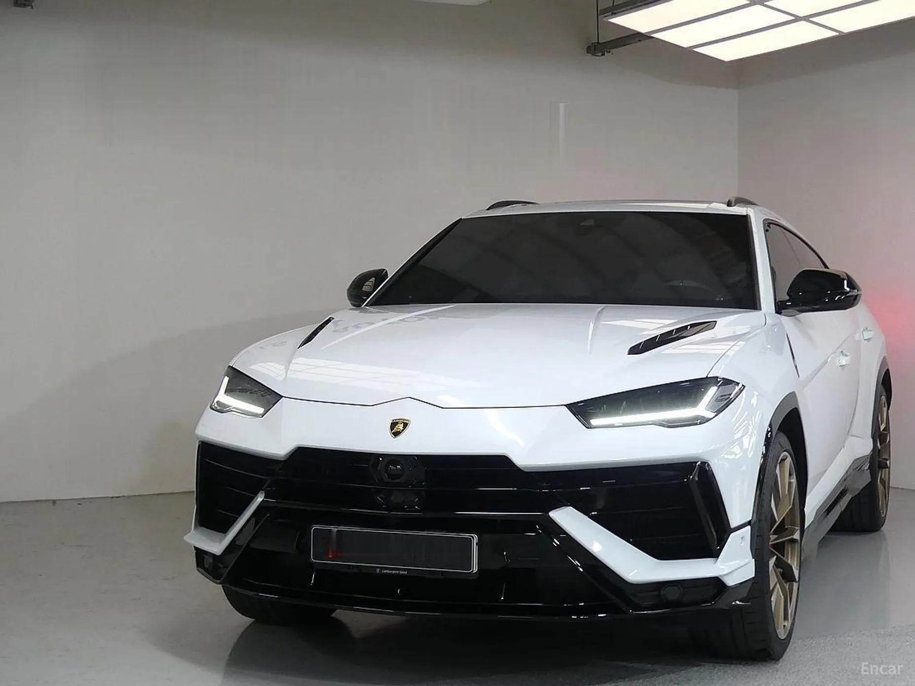 Lamborghini Urus превью 19