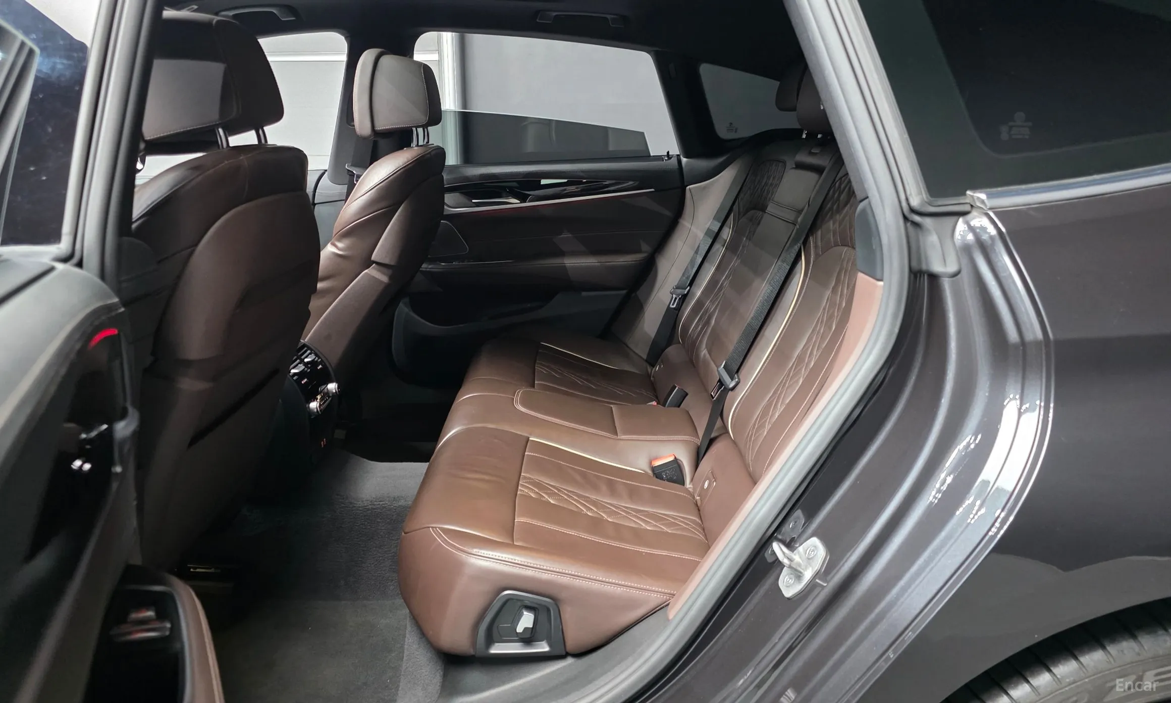 BMW 6-Series GT (G32) превью 12