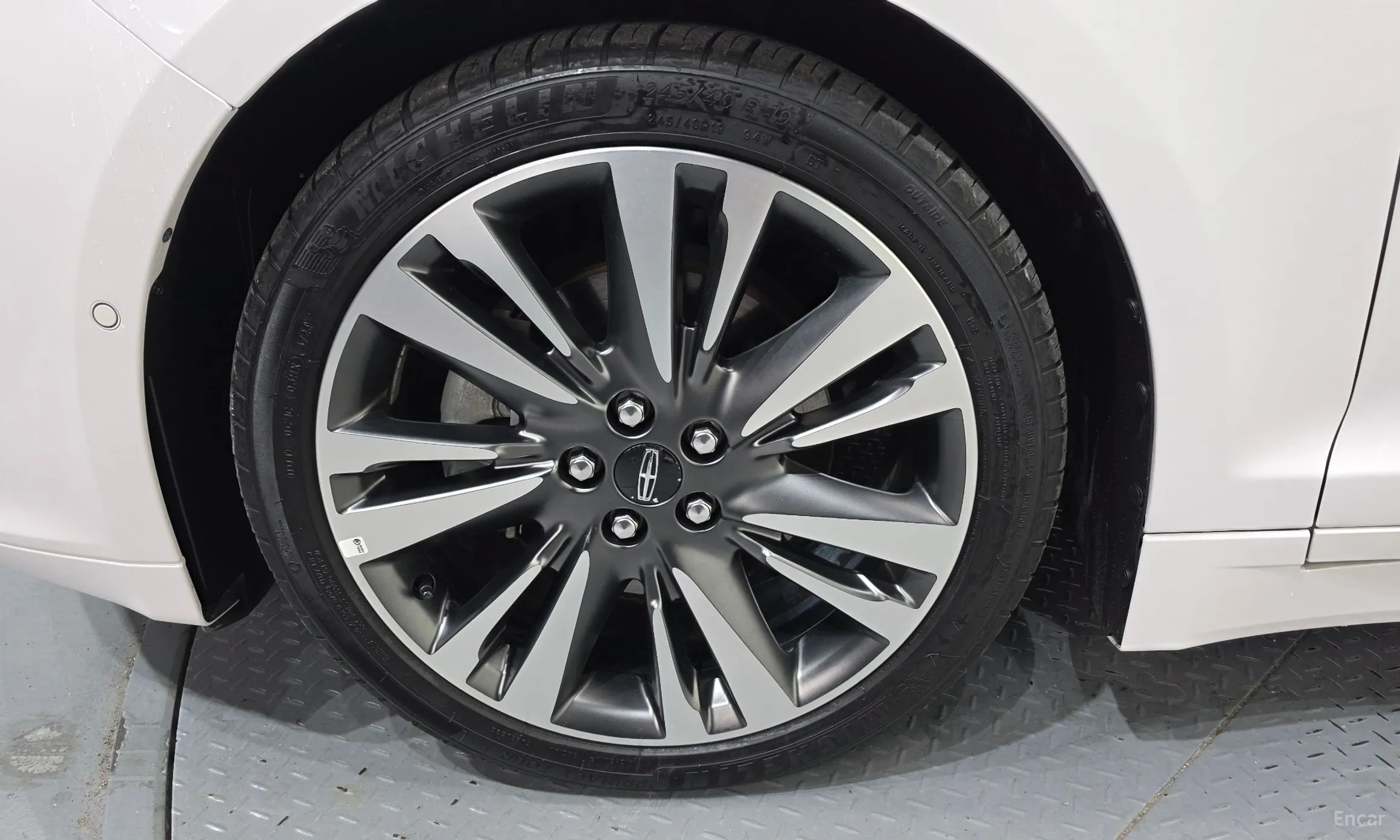 Lincoln New MKZ превью 5