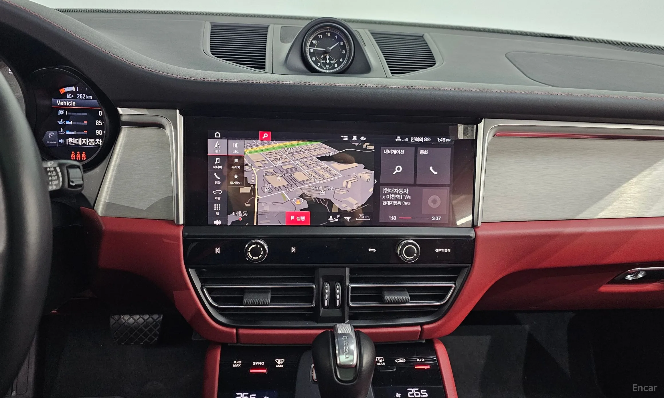 Porsche Macan превью 14