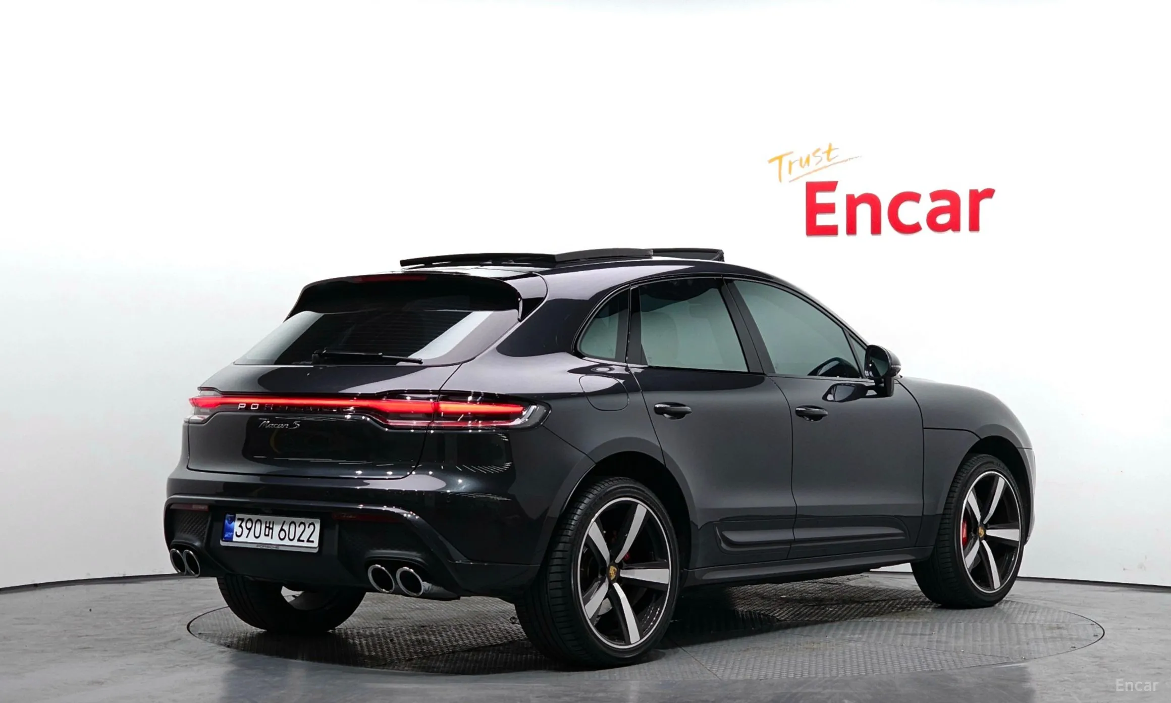 Porsche Macan превью 2