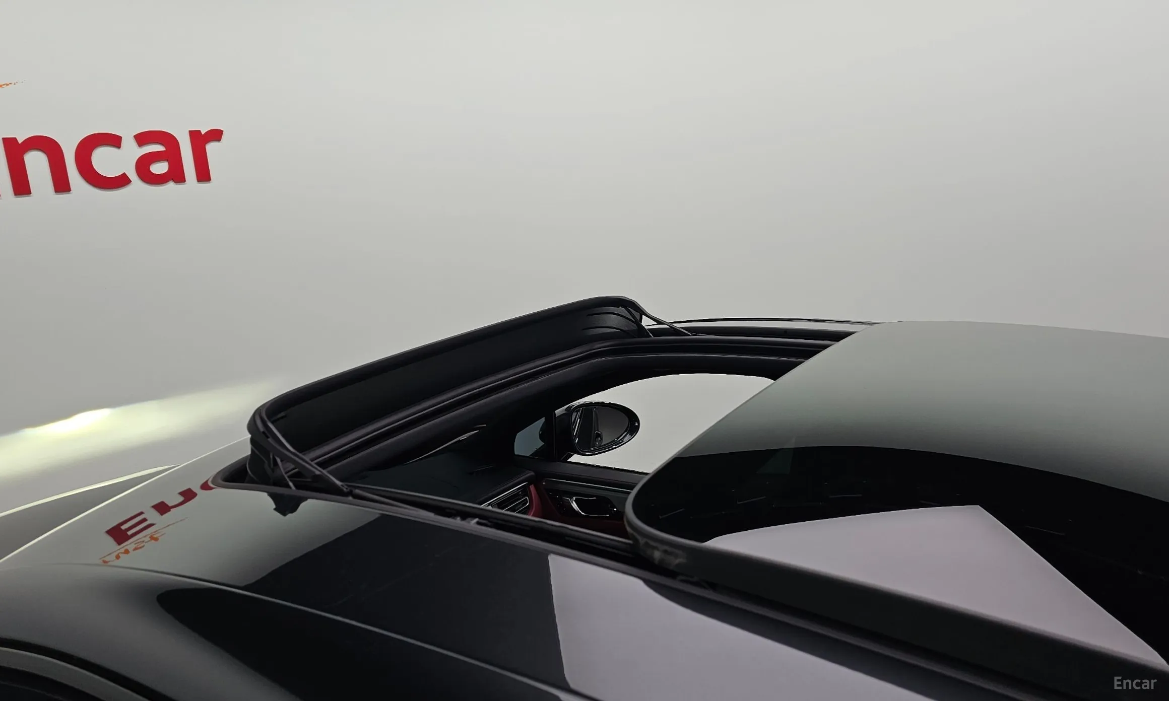 Porsche Macan превью 16