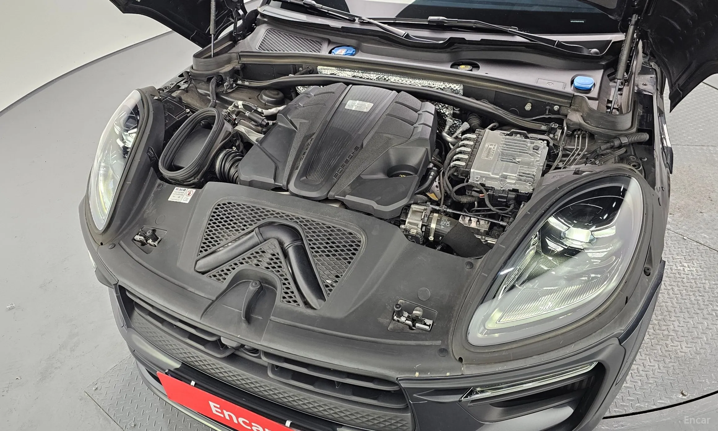 Porsche Macan превью 6