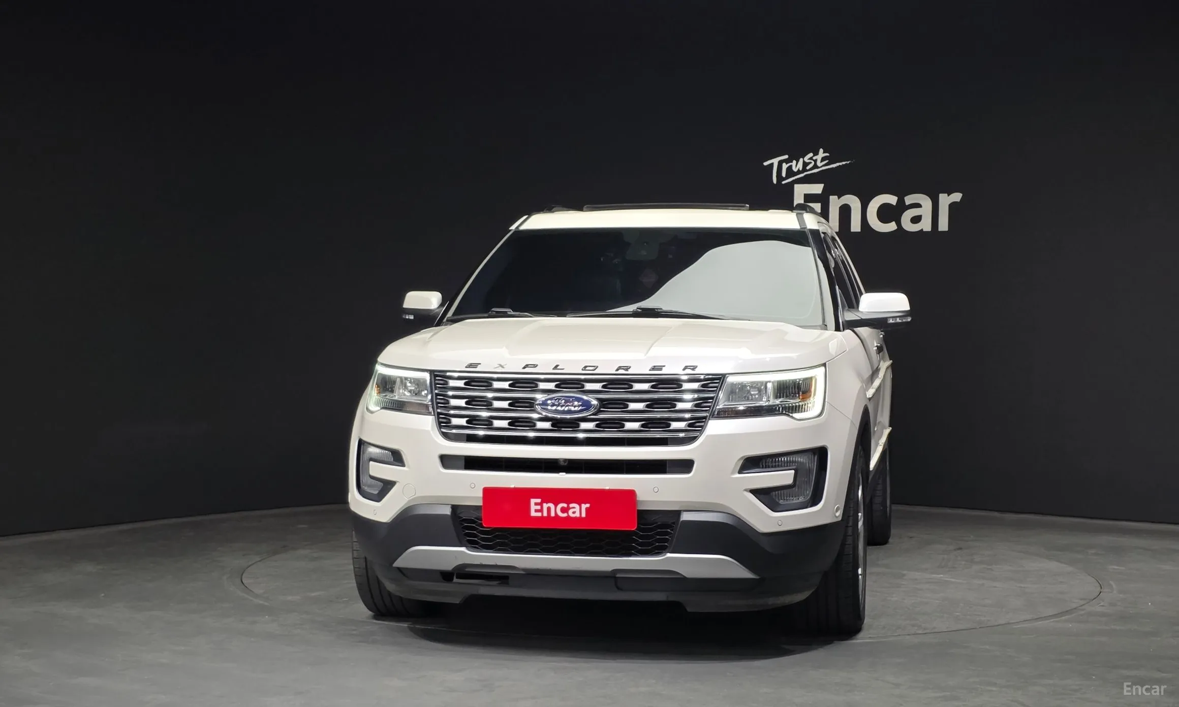Ford Explorer превью 3