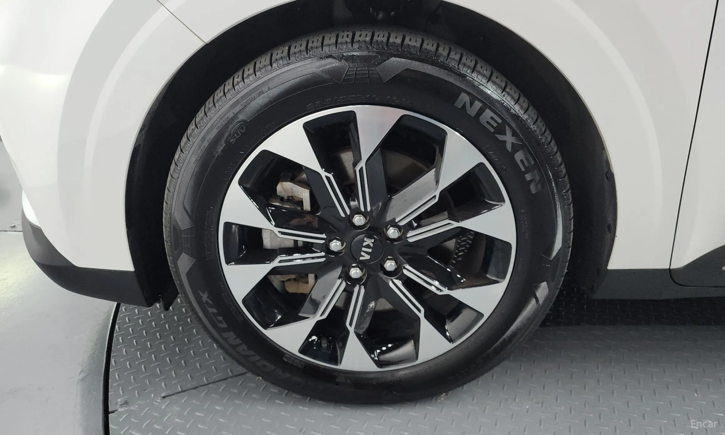 Kia Carnival Gen 4 превью 5