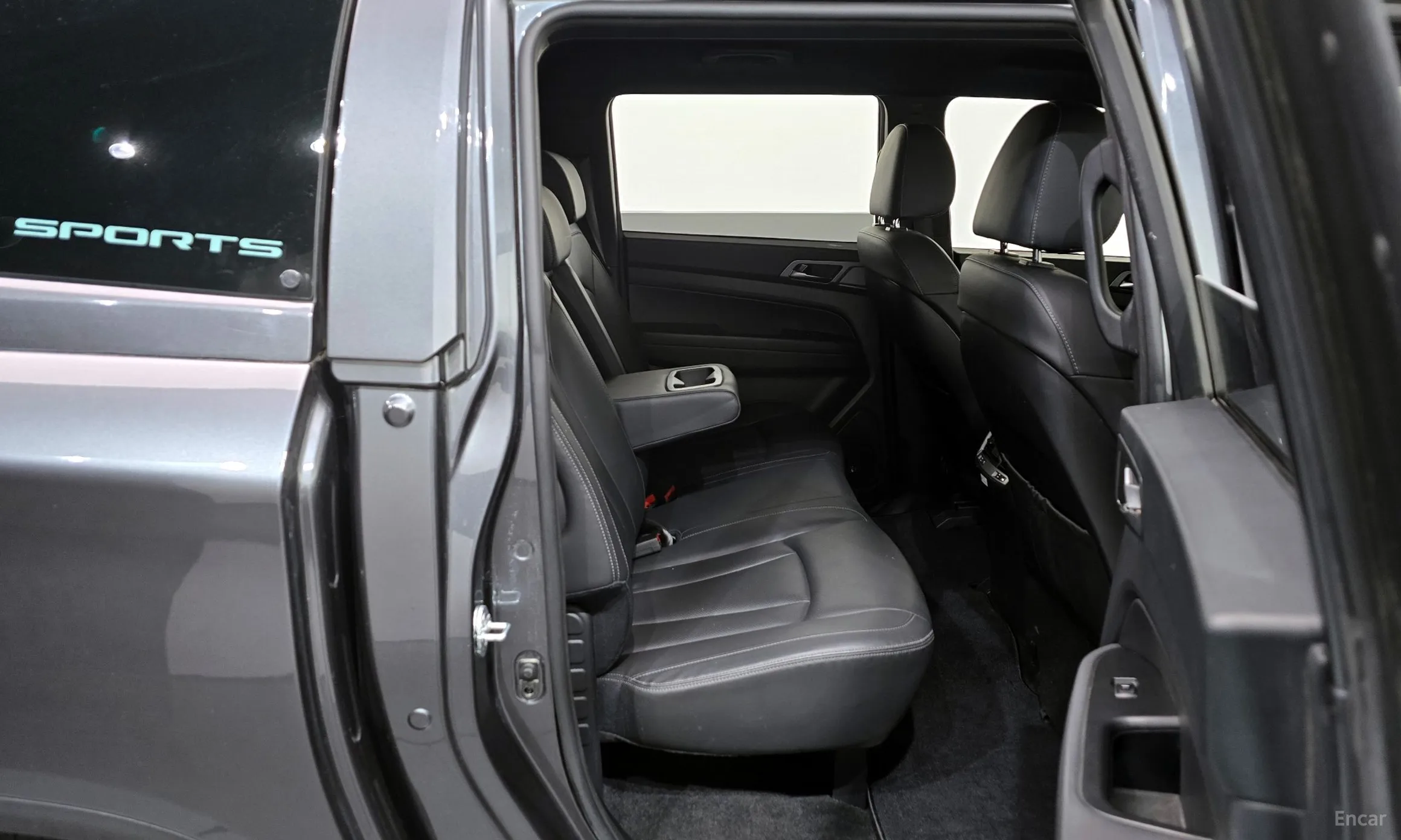 KG Mobility (SsangYong) Rexton Sports превью 12