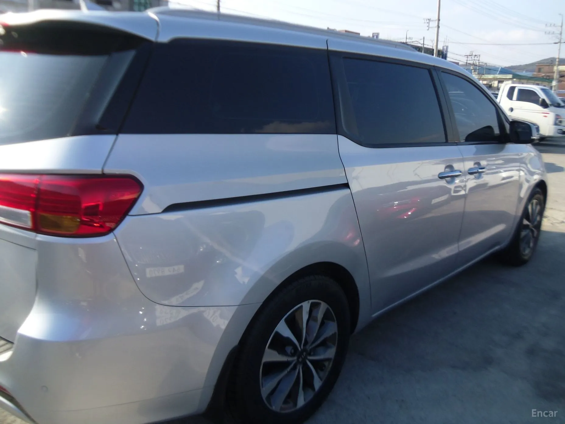 Kia Carnival превью 5