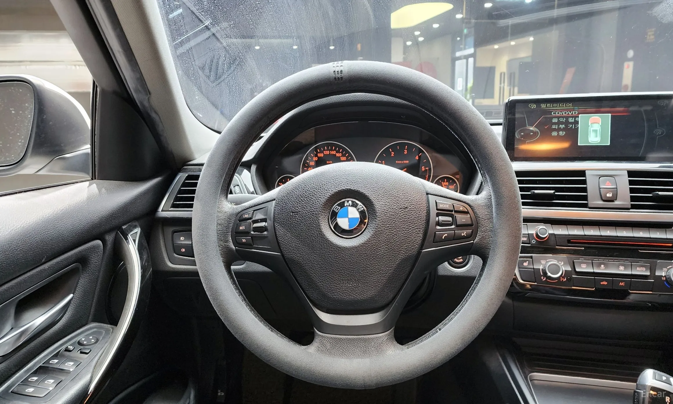 BMW 3 Series (F30) превью 14