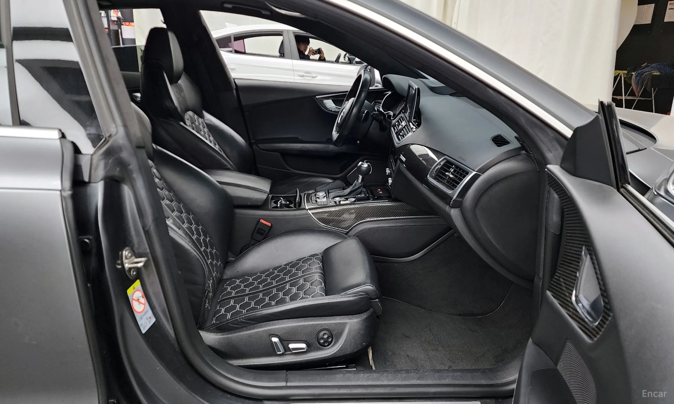 Audi RS7 превью 11