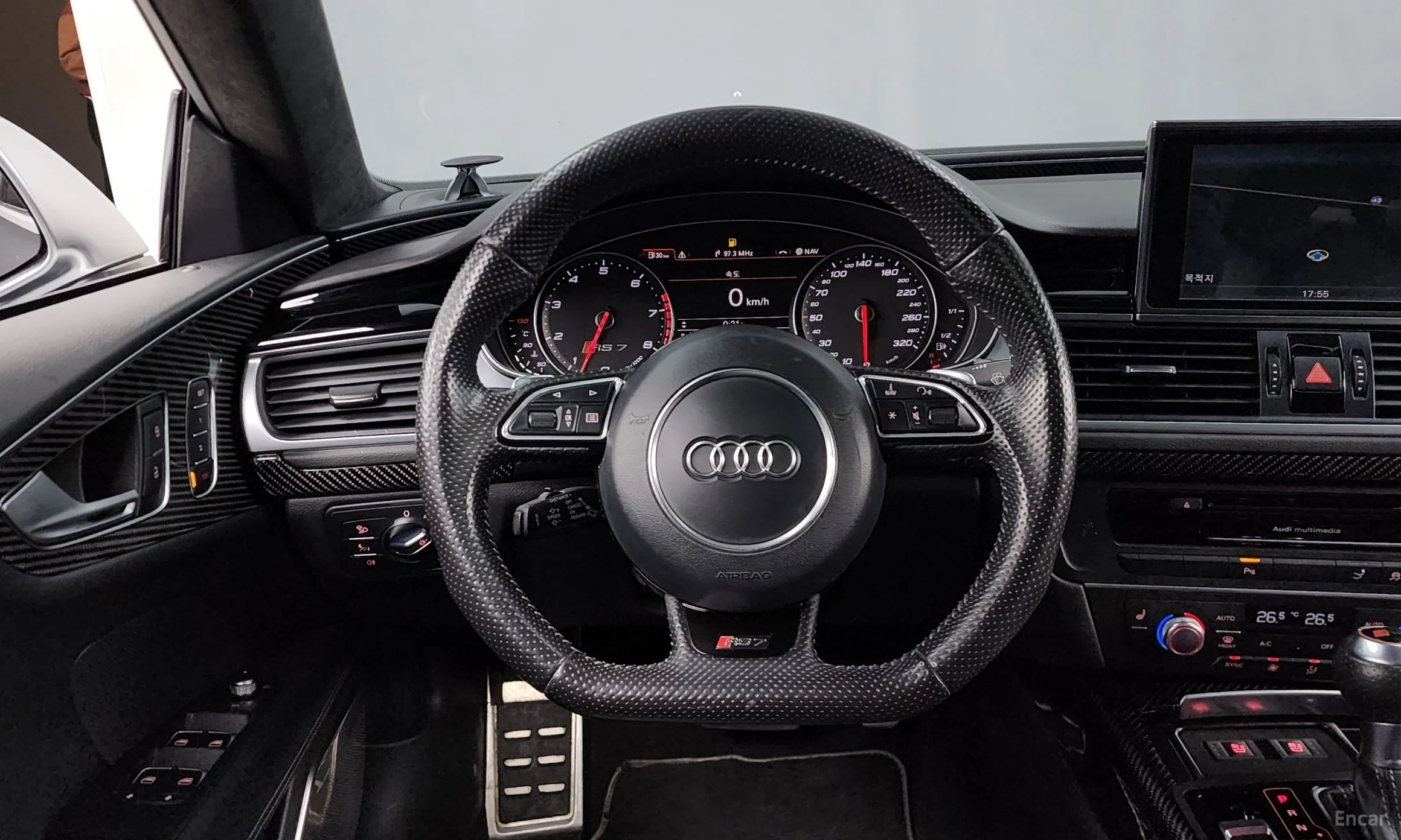 Audi RS7 превью 13