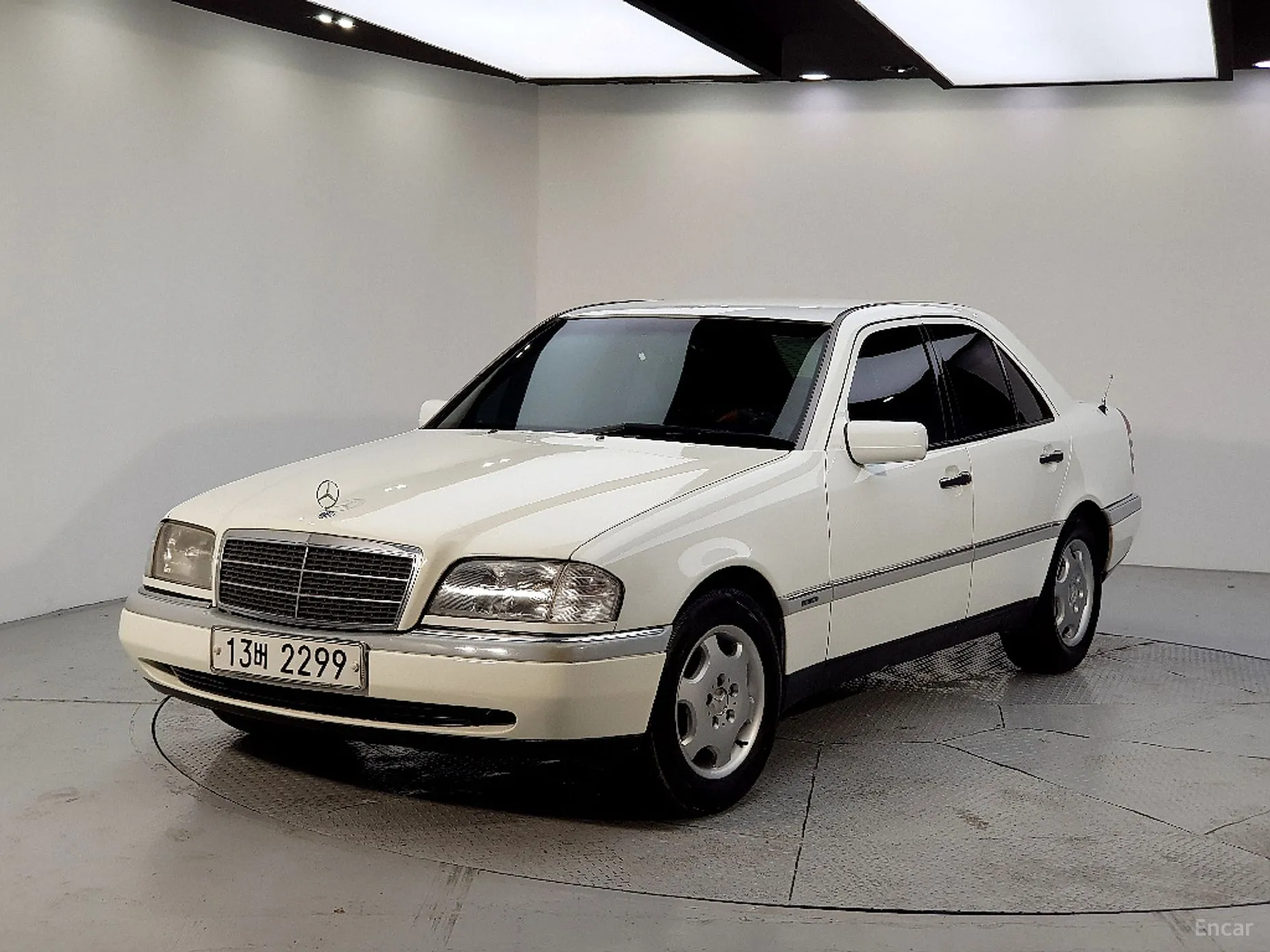 Mercedes Benz C-Class