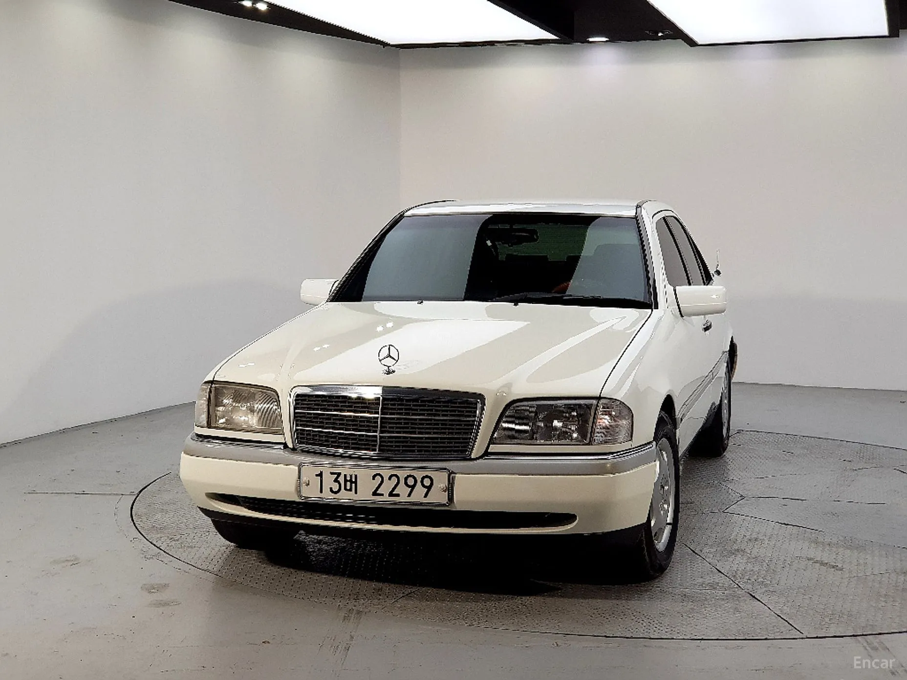 Mercedes Benz C-Class