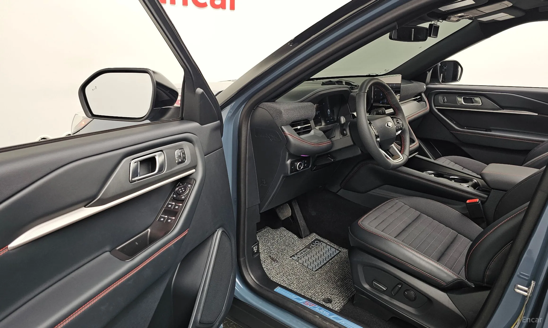 Ford Explorer 6th Generation превью 10