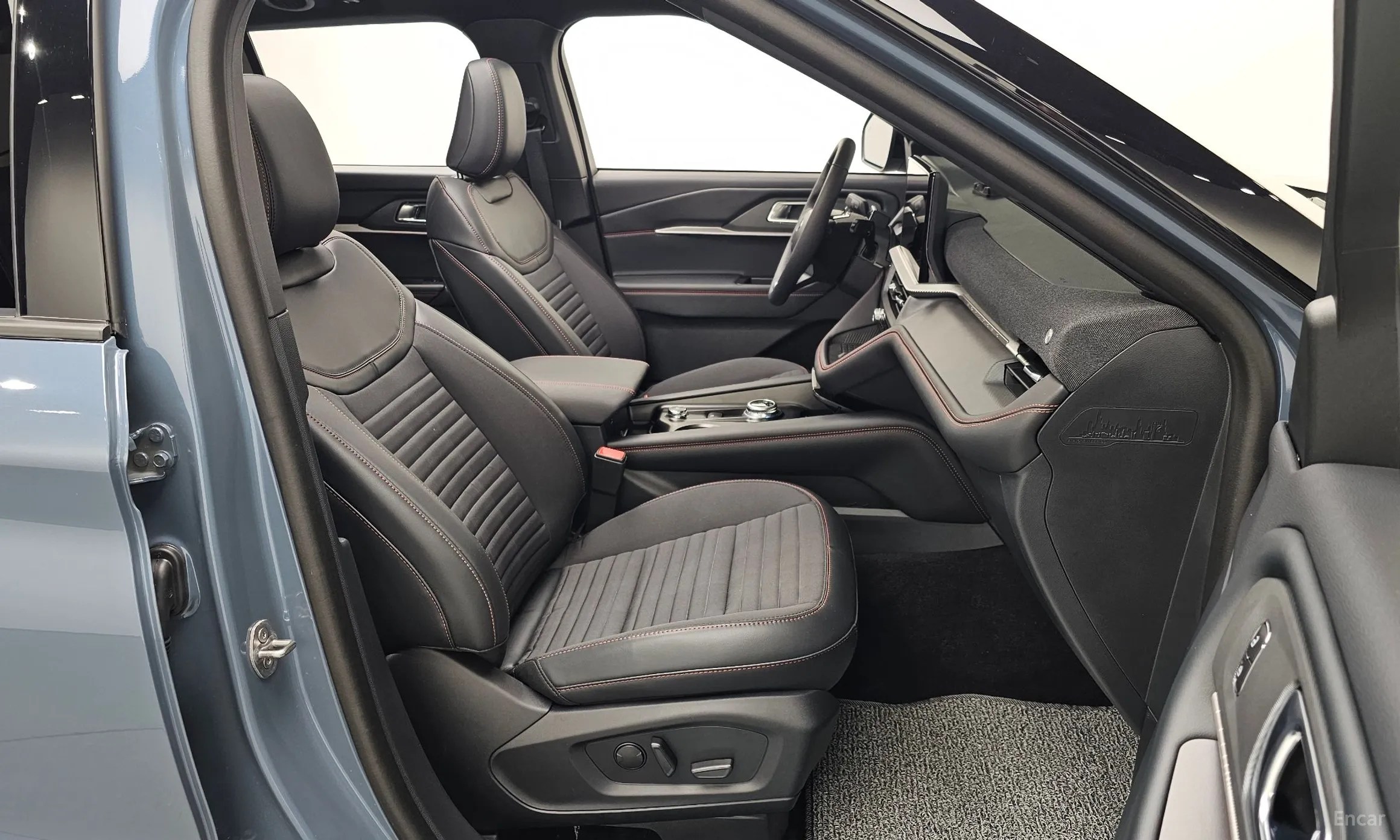 Ford Explorer 6th Generation превью 11