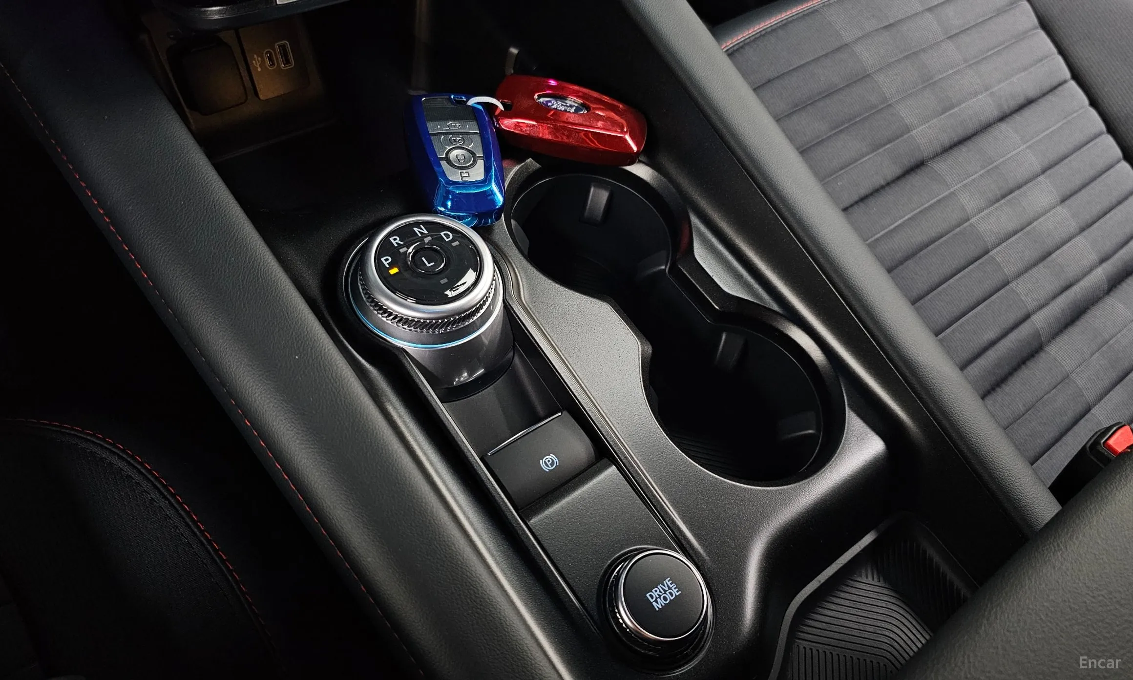 Ford Explorer 6th Generation превью 9
