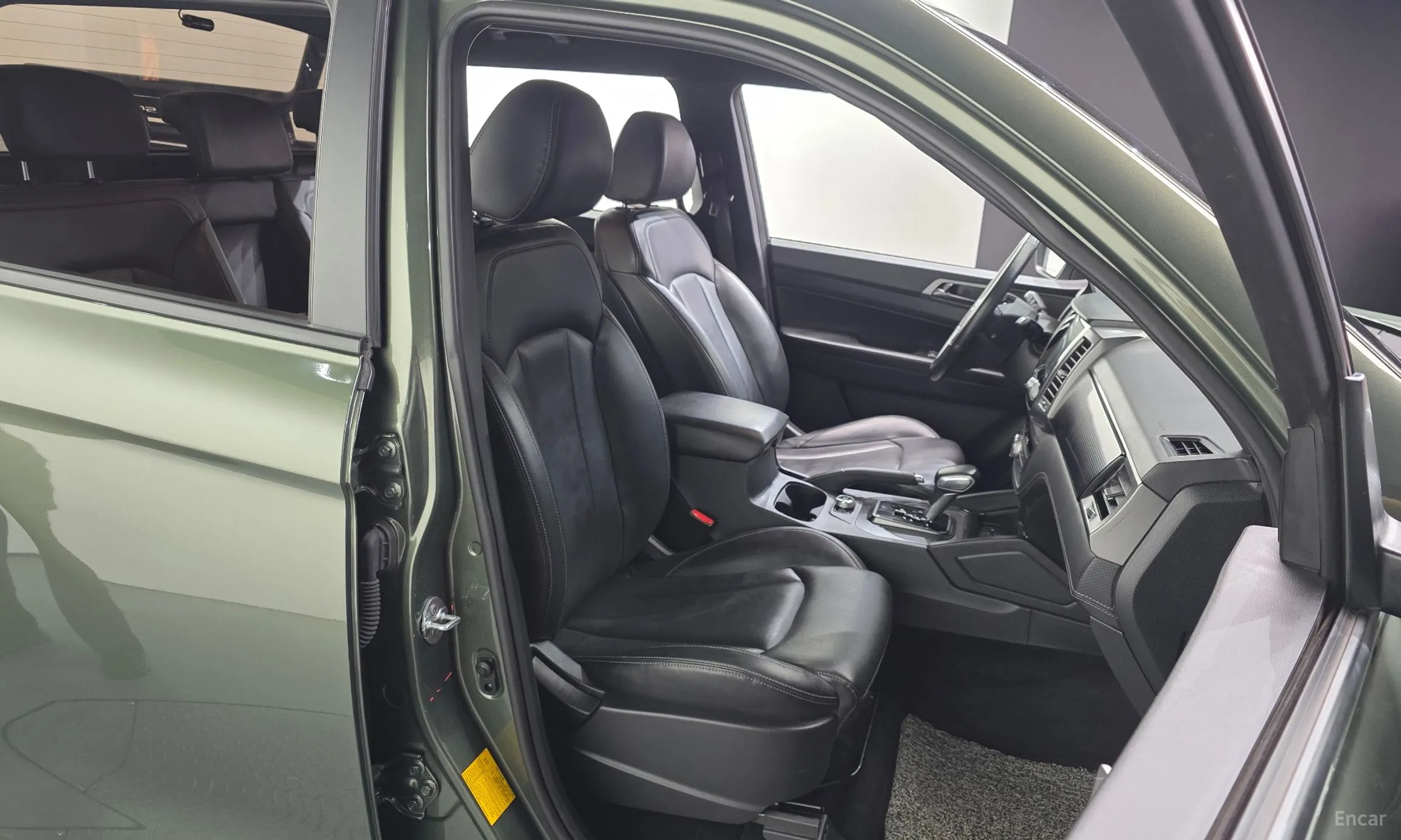 KG Mobility (SsangYong) Rexton Sports превью 12