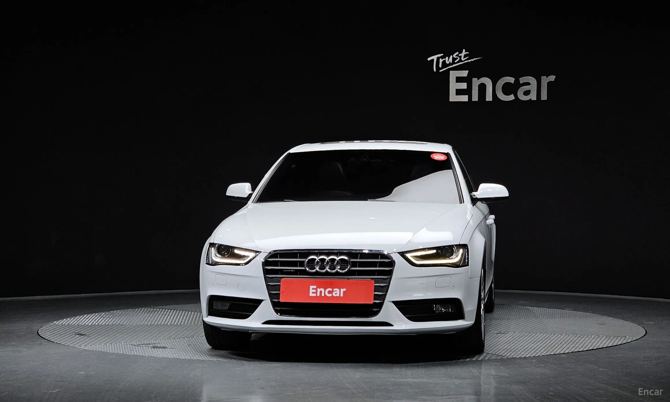 Audi New A4 превью 3