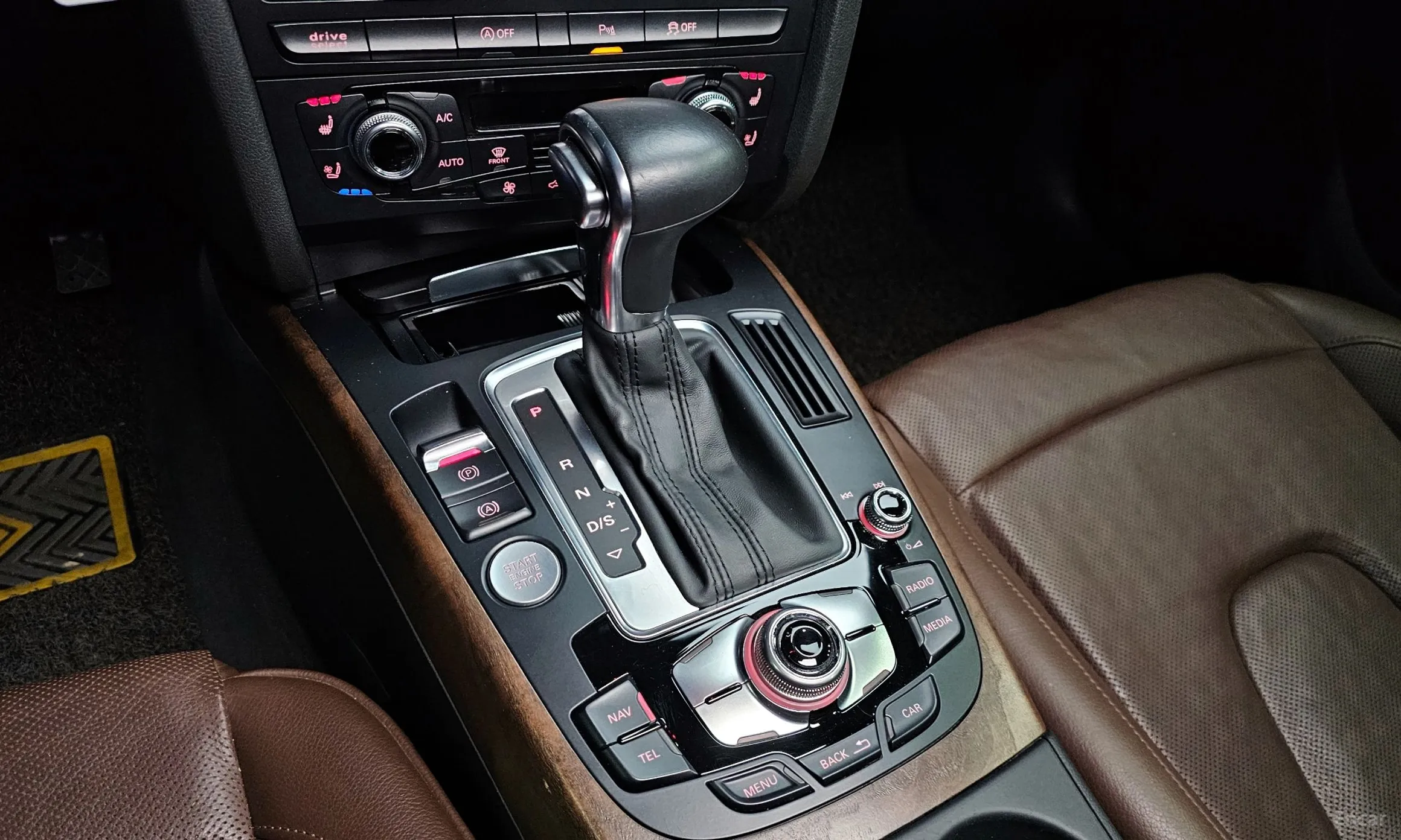 Audi New A4 превью 9